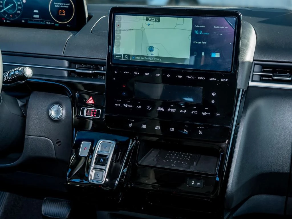 Hyundai-Staria-image-9