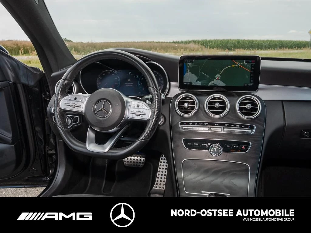 Mercedes-Benz C-Klasse 300 Coupé AMG NIGHT KAMERA NAVI PANO MULTIBEAM AMG Line