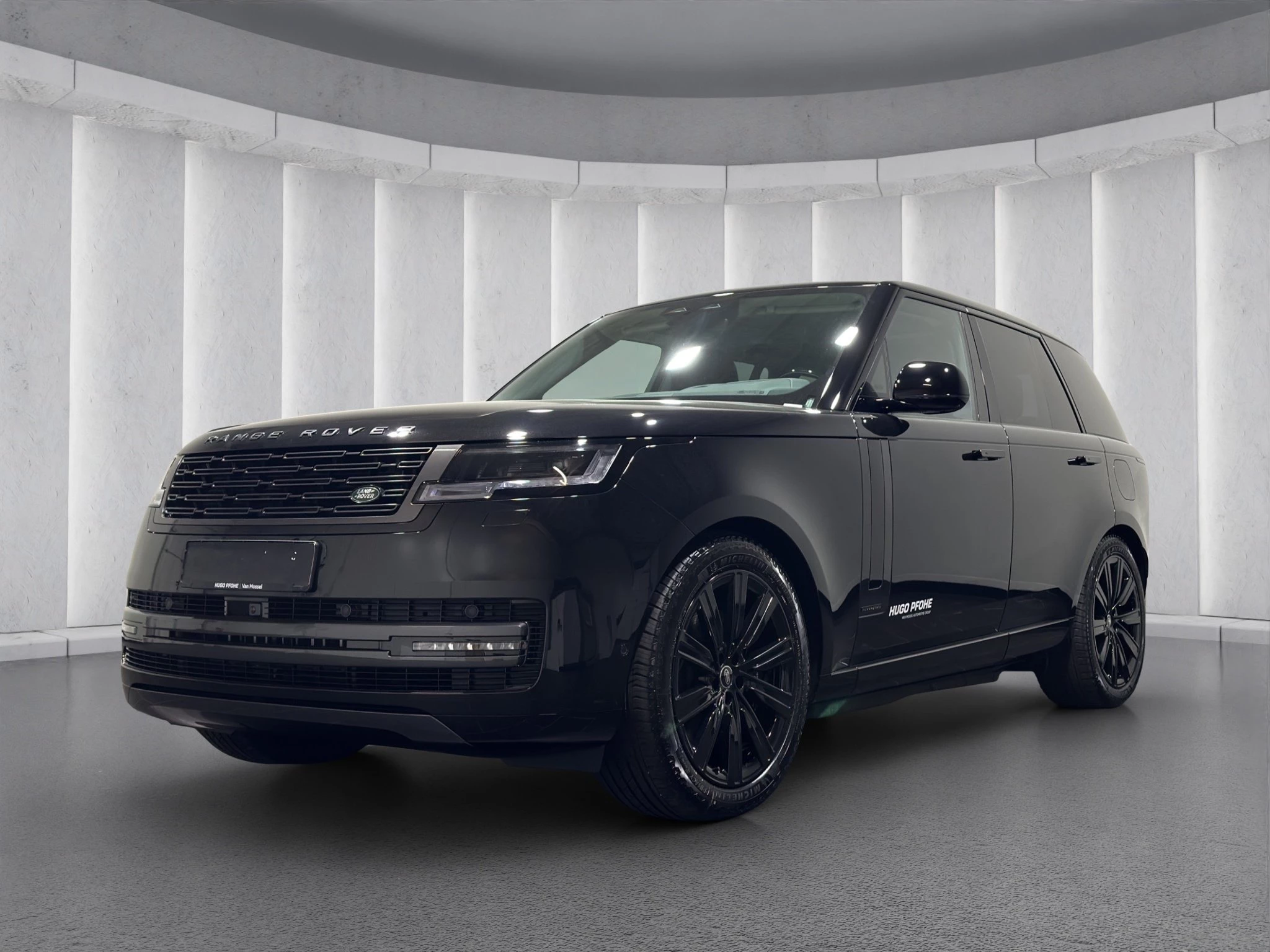 Land Rover-Range Rover-image-0