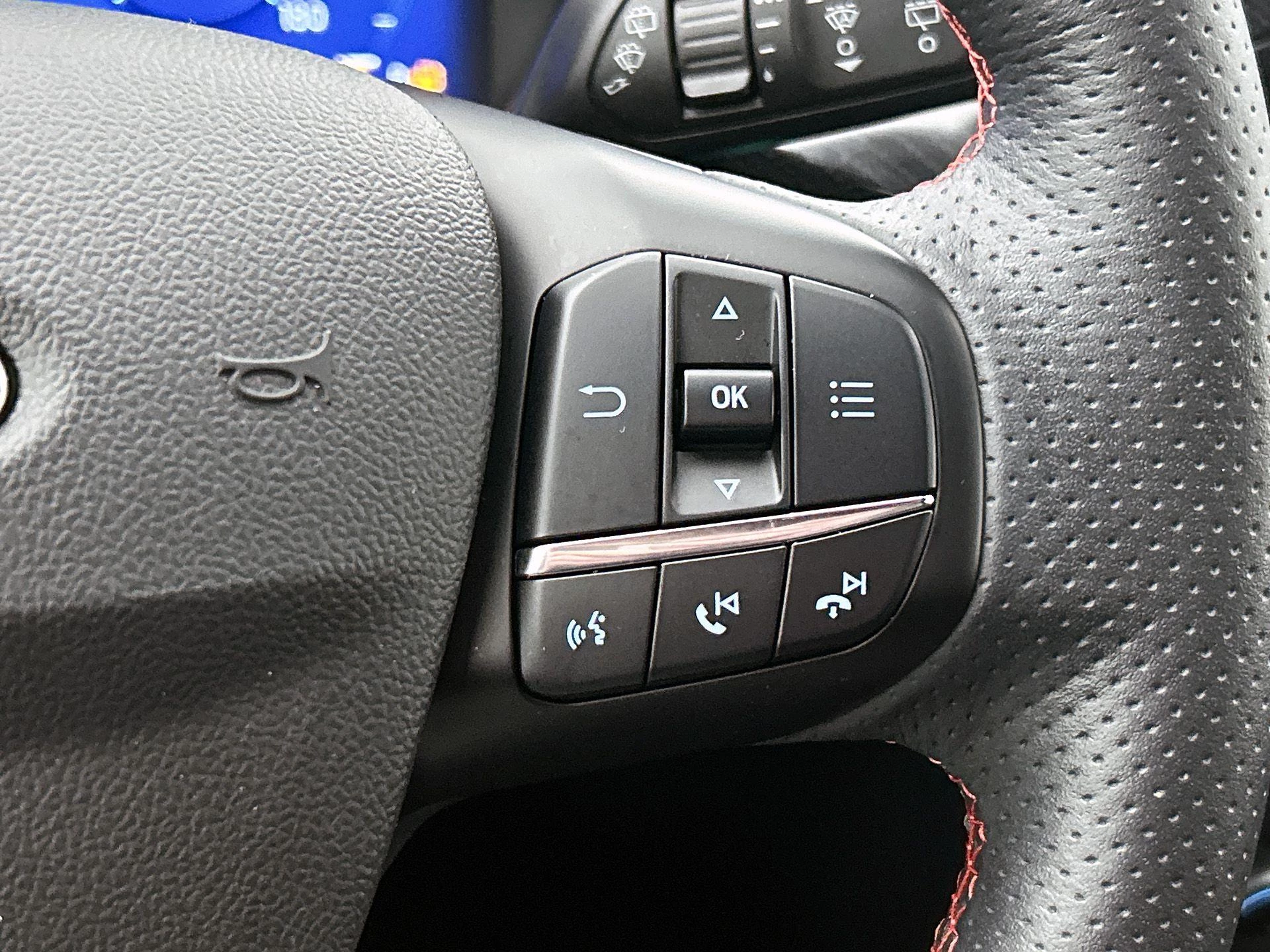 Ford-Kuga-image-29