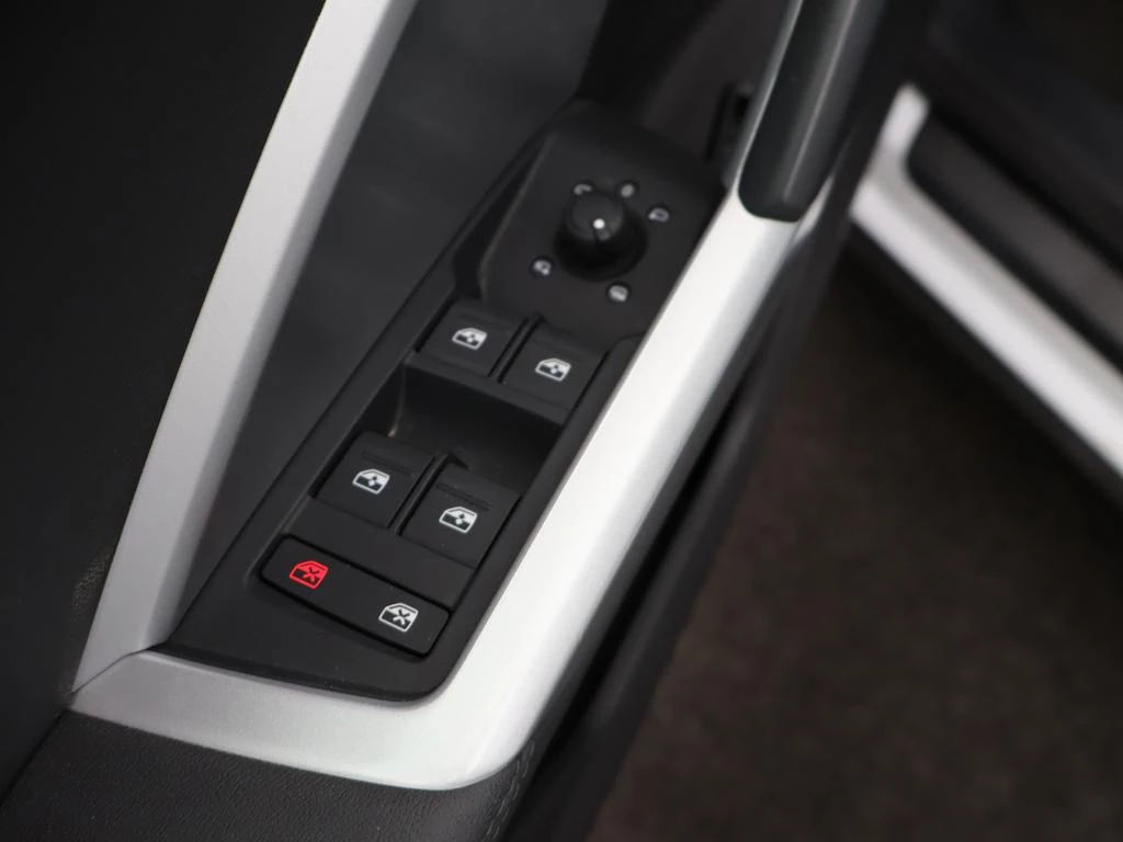 Audi-Q3-image-18
