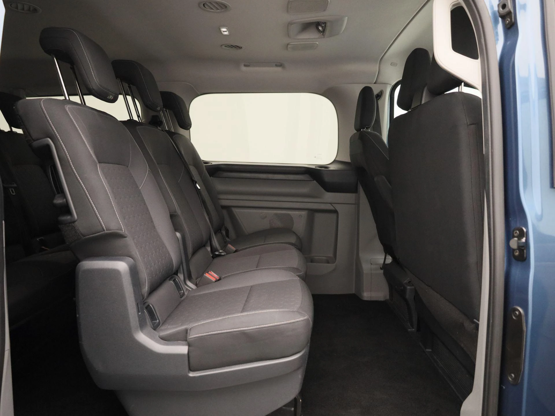 Ford-Transit Custom-image-10