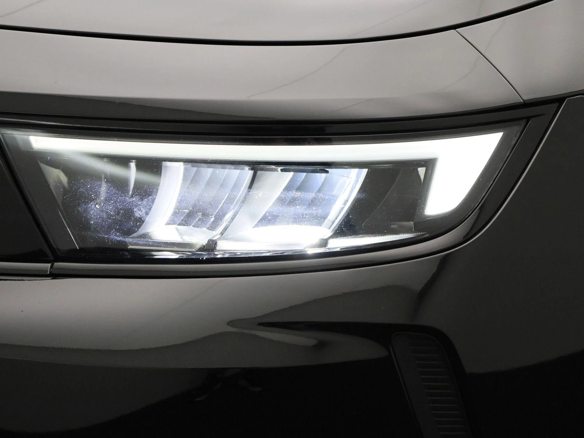 Opel-Astra-image-12