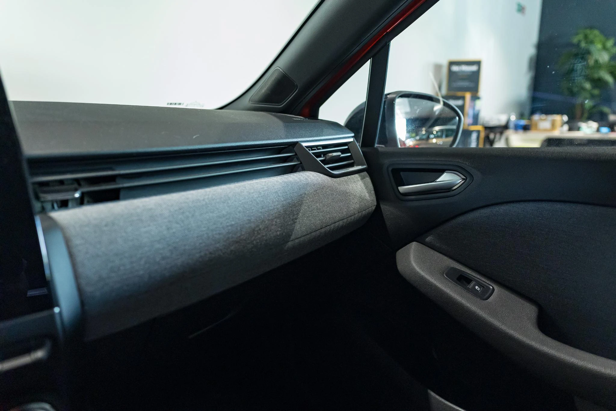 Renault-Clio-image-27