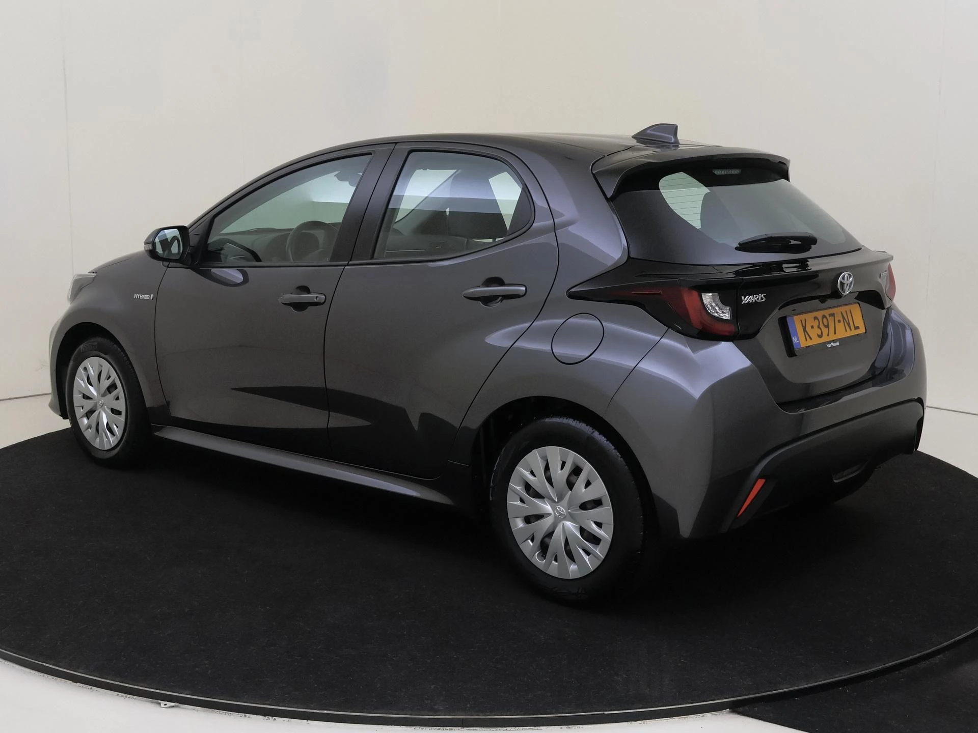 Toyota-Yaris-image-6