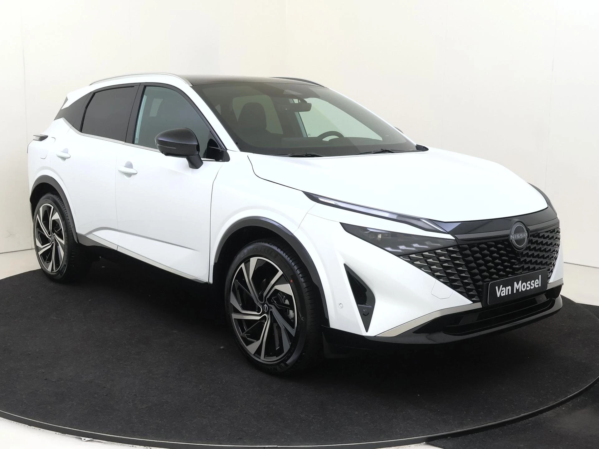 Nissan-QASHQAI-image-1
