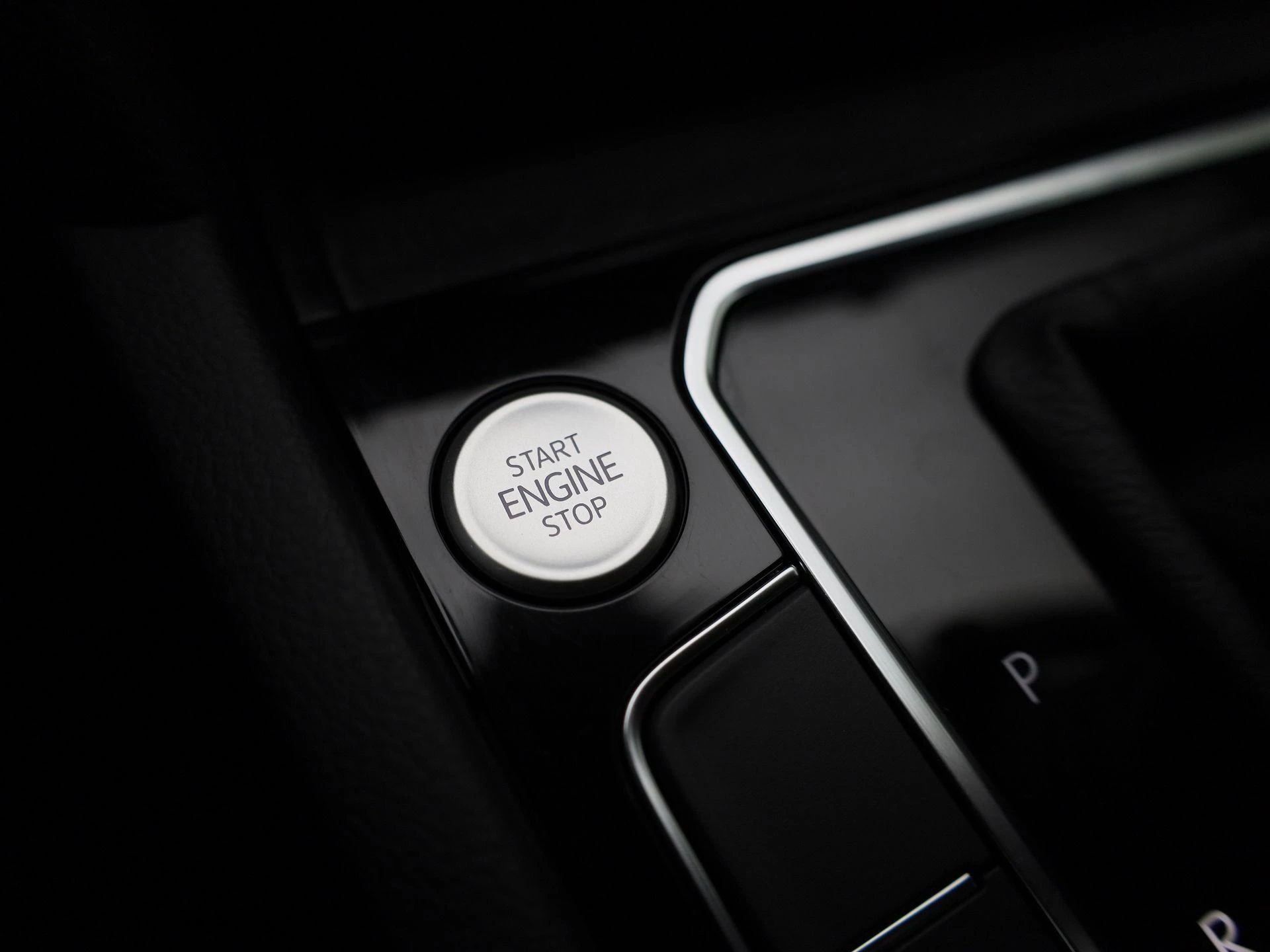 Volkswagen-Passat-image-27