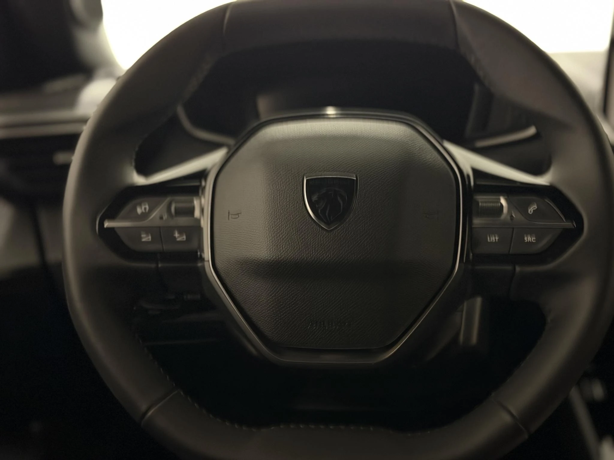 Peugeot-2008-image-6