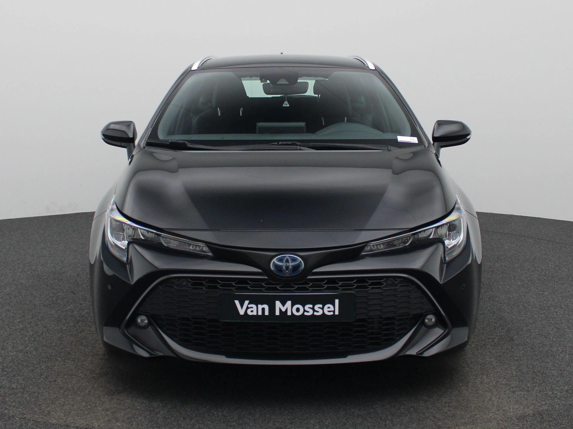 Toyota-Corolla Touring Sports-image-2
