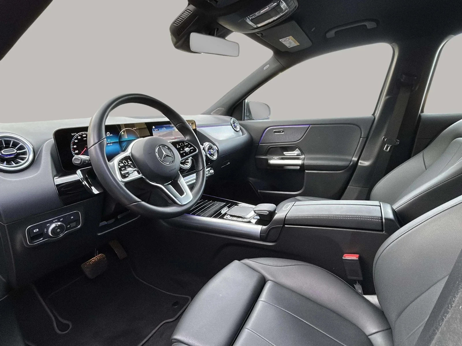 Mercedes-Benz-EQA-image-10