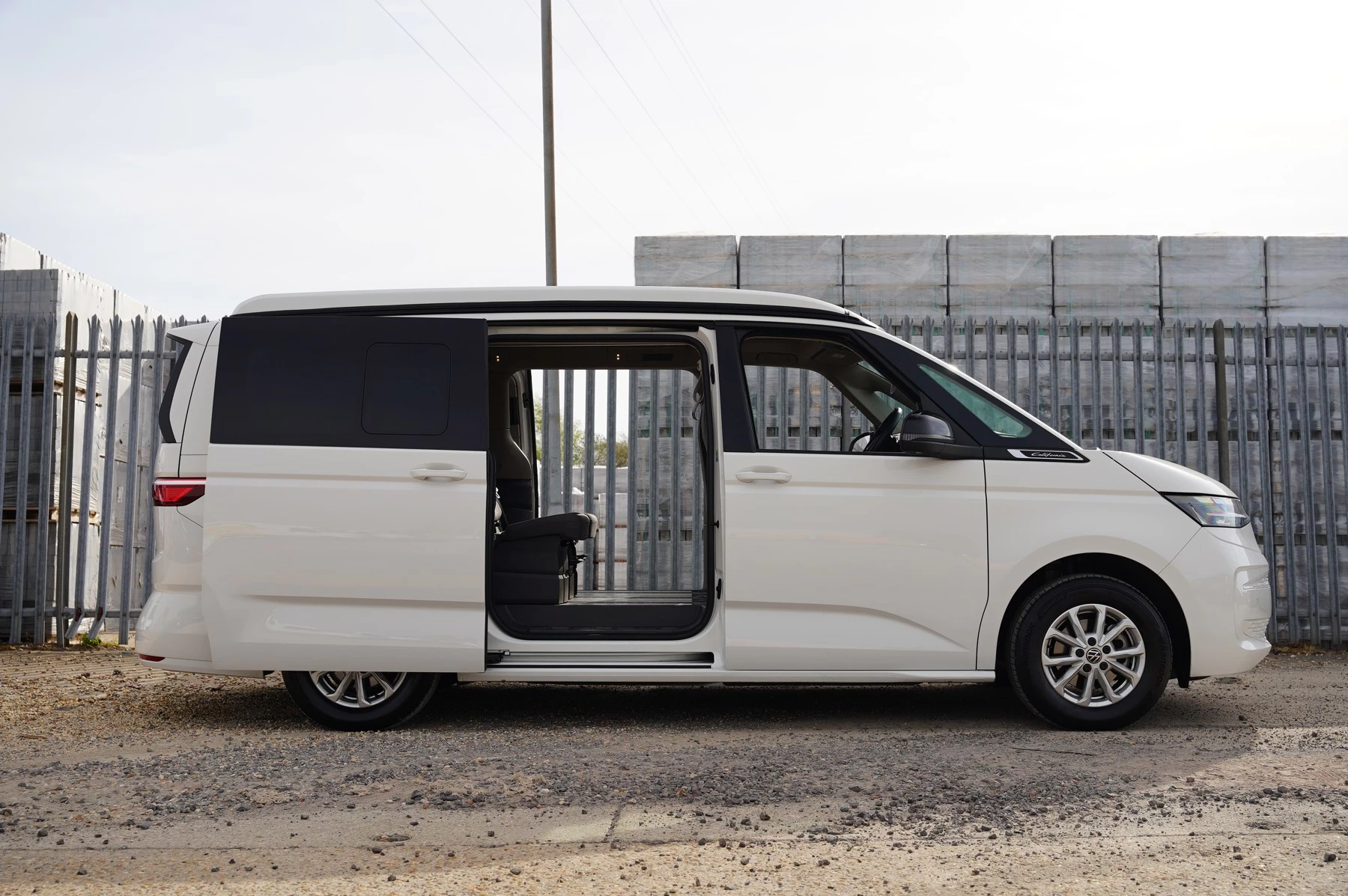 Volkswagen-California-image-35