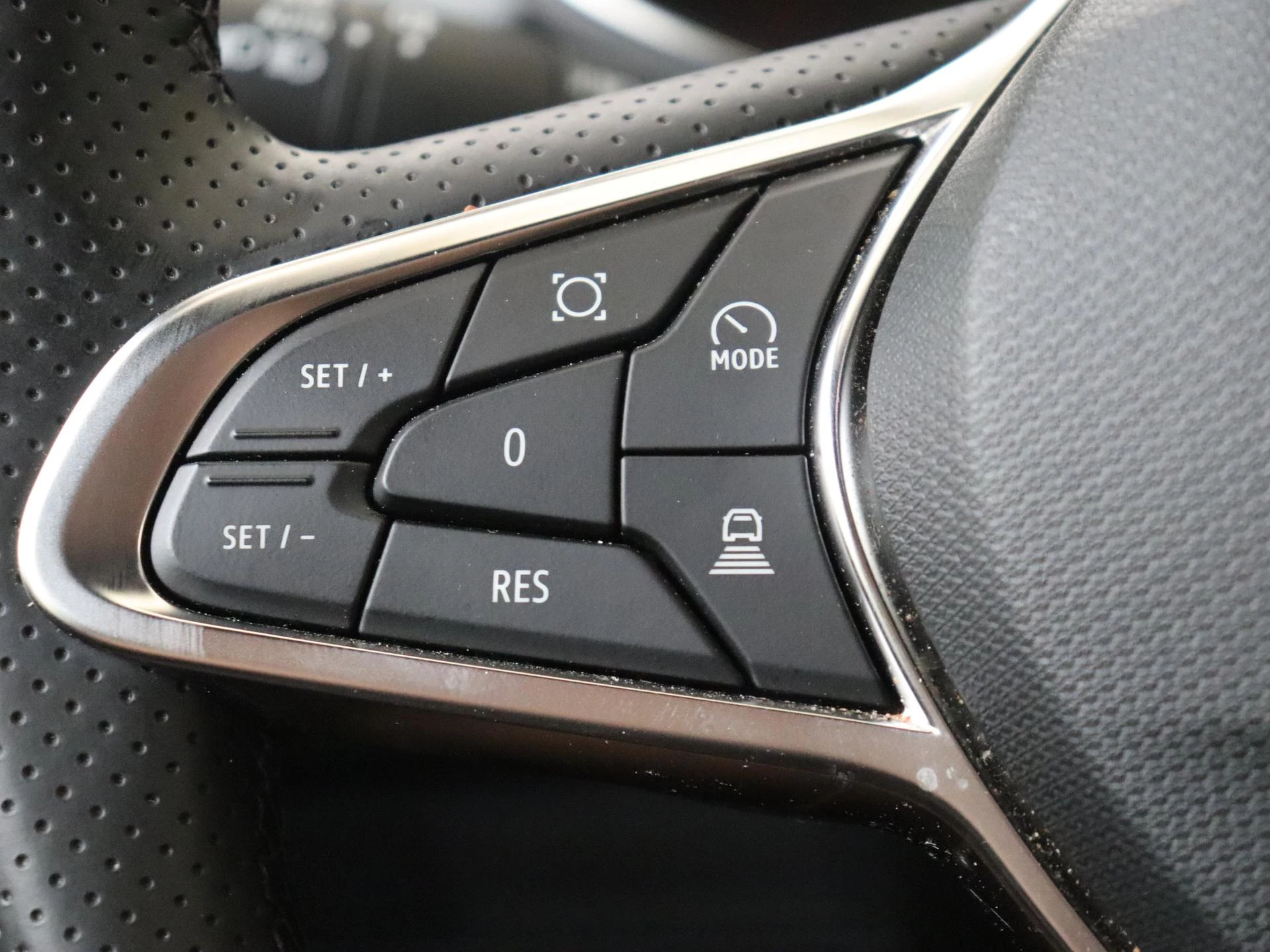 Renault-Captur-image-12