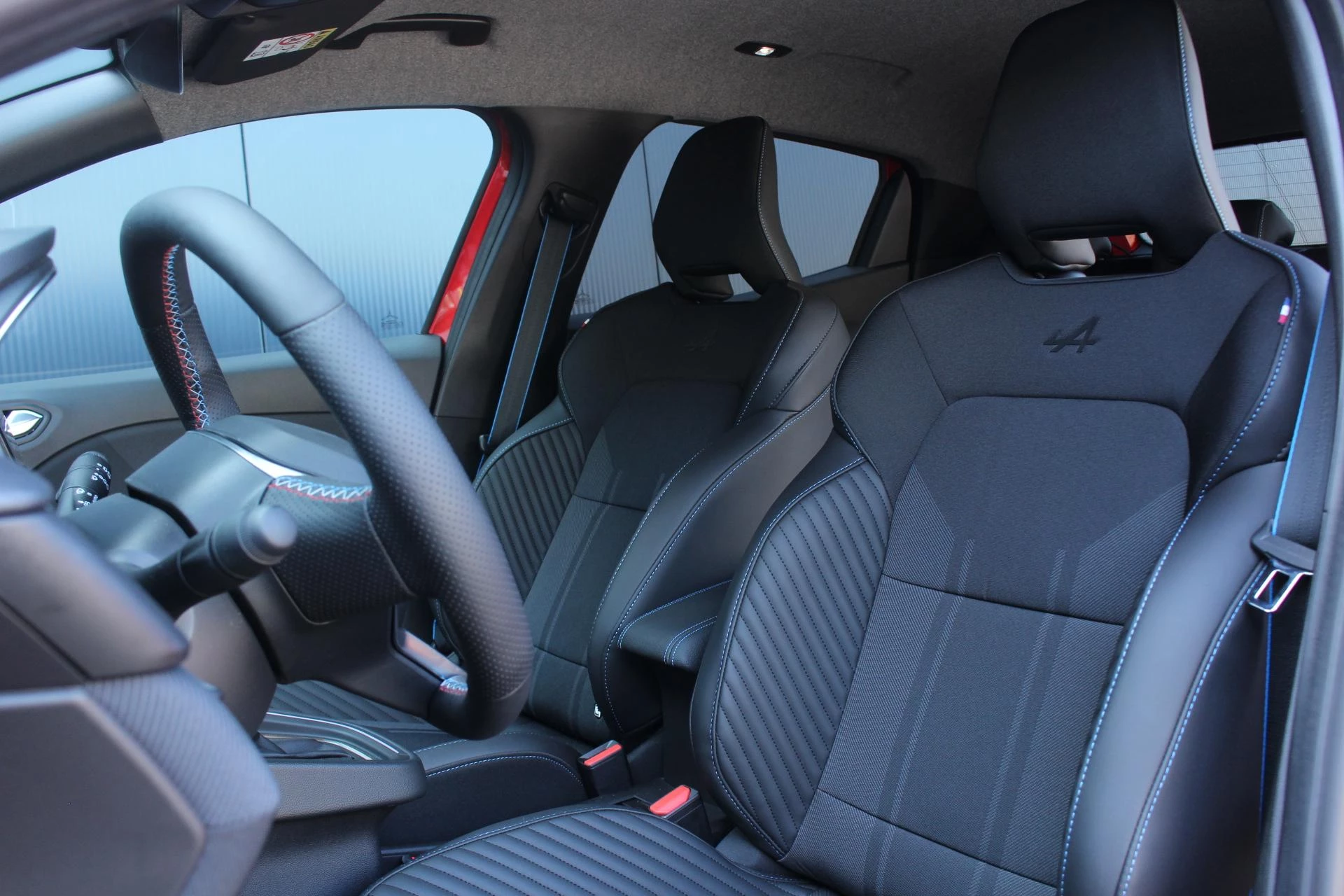 Renault-Clio-image-14