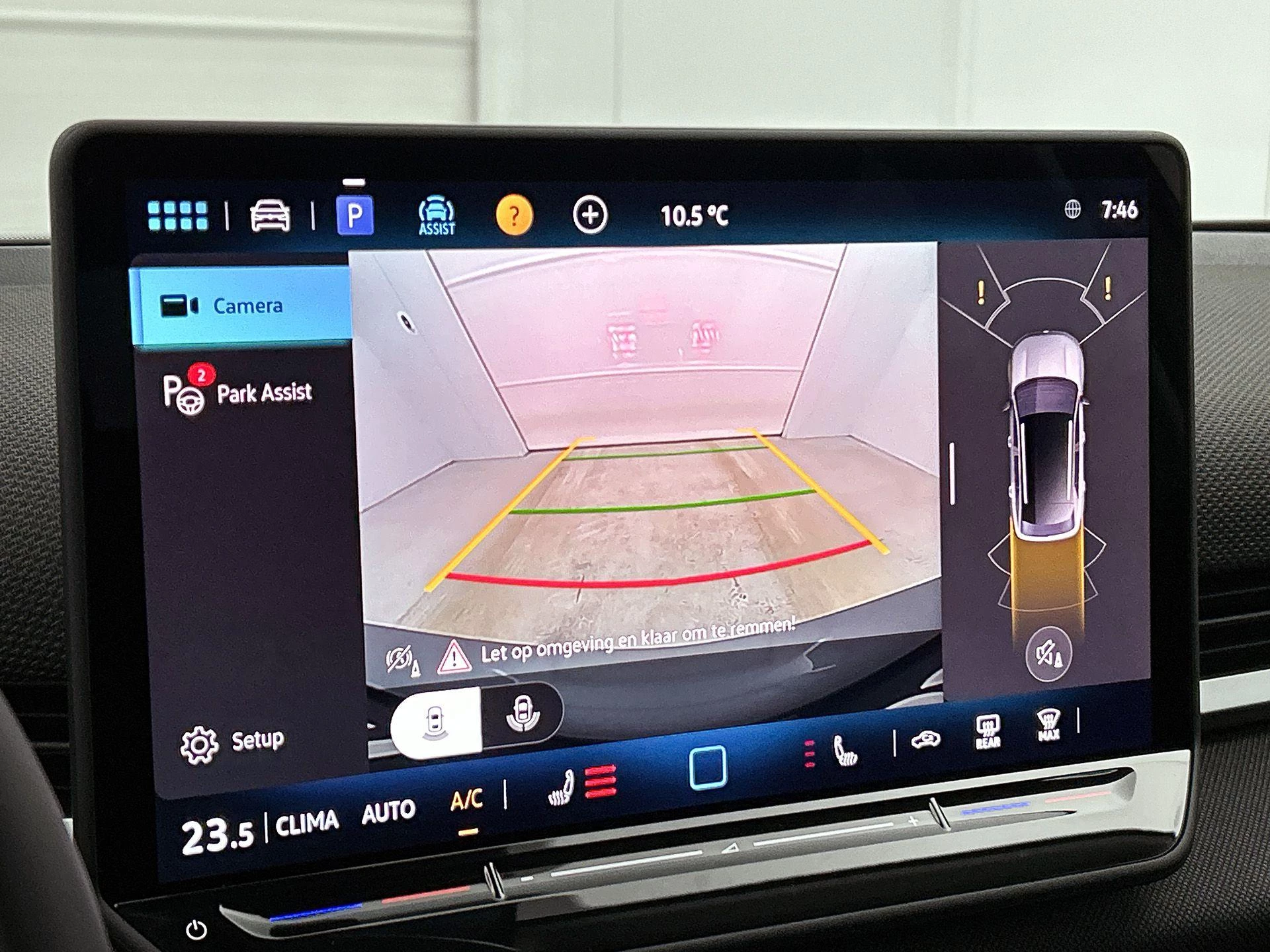 Volkswagen-T-Roc-image-10