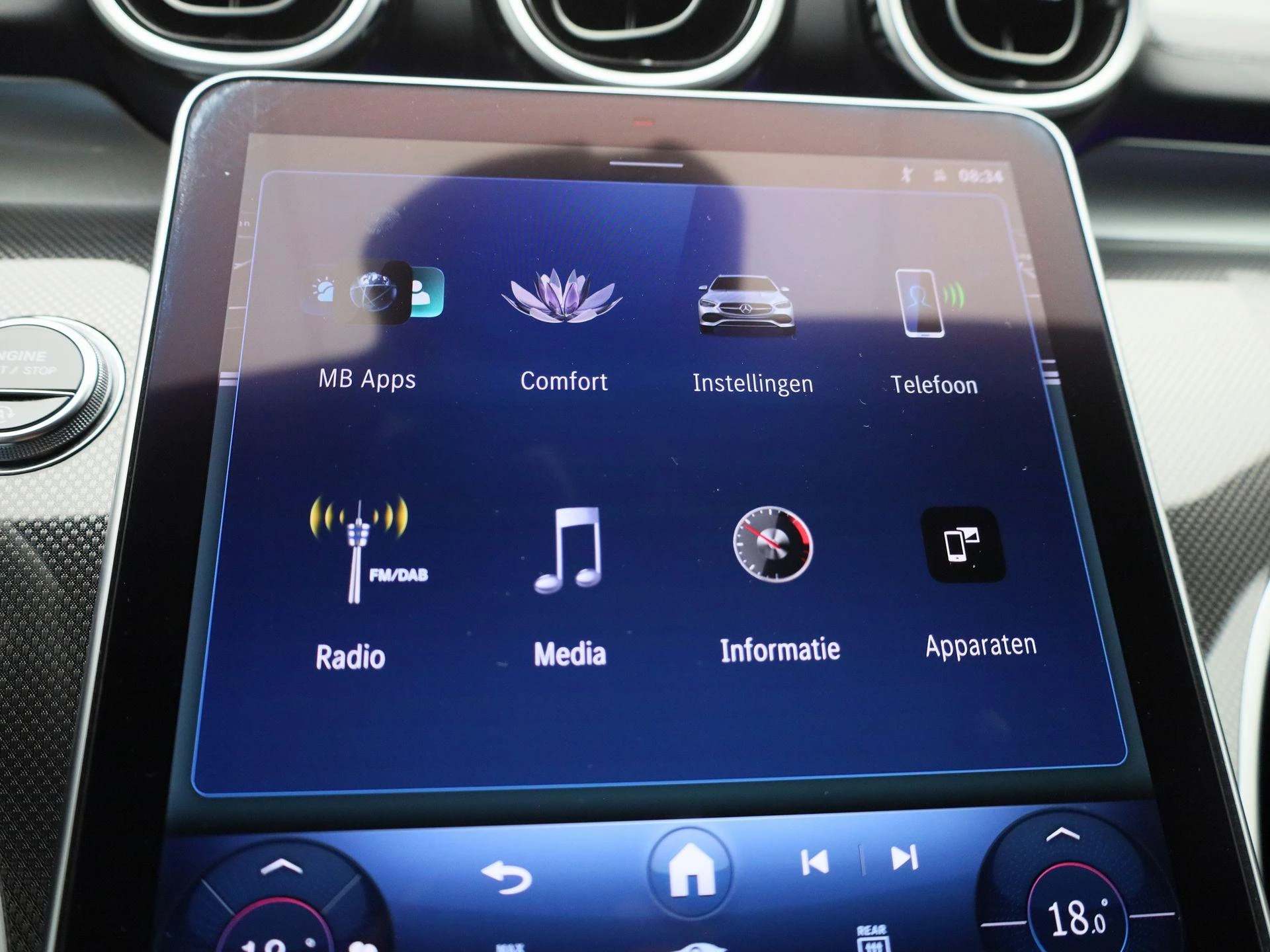 Mercedes-Benz-C-Klasse-image-19