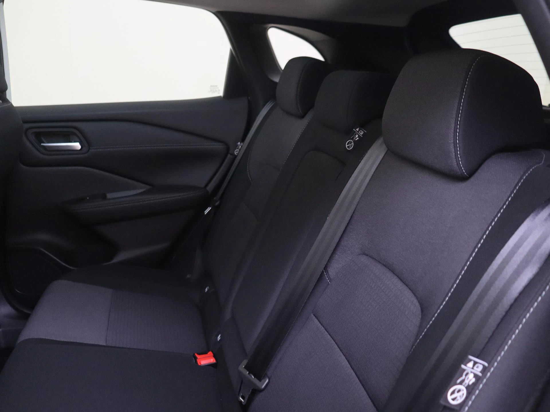 Nissan-QASHQAI-image-15