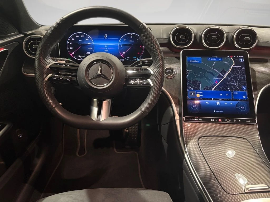Mercedes-Benz-C-Klasse 300 d-image-10