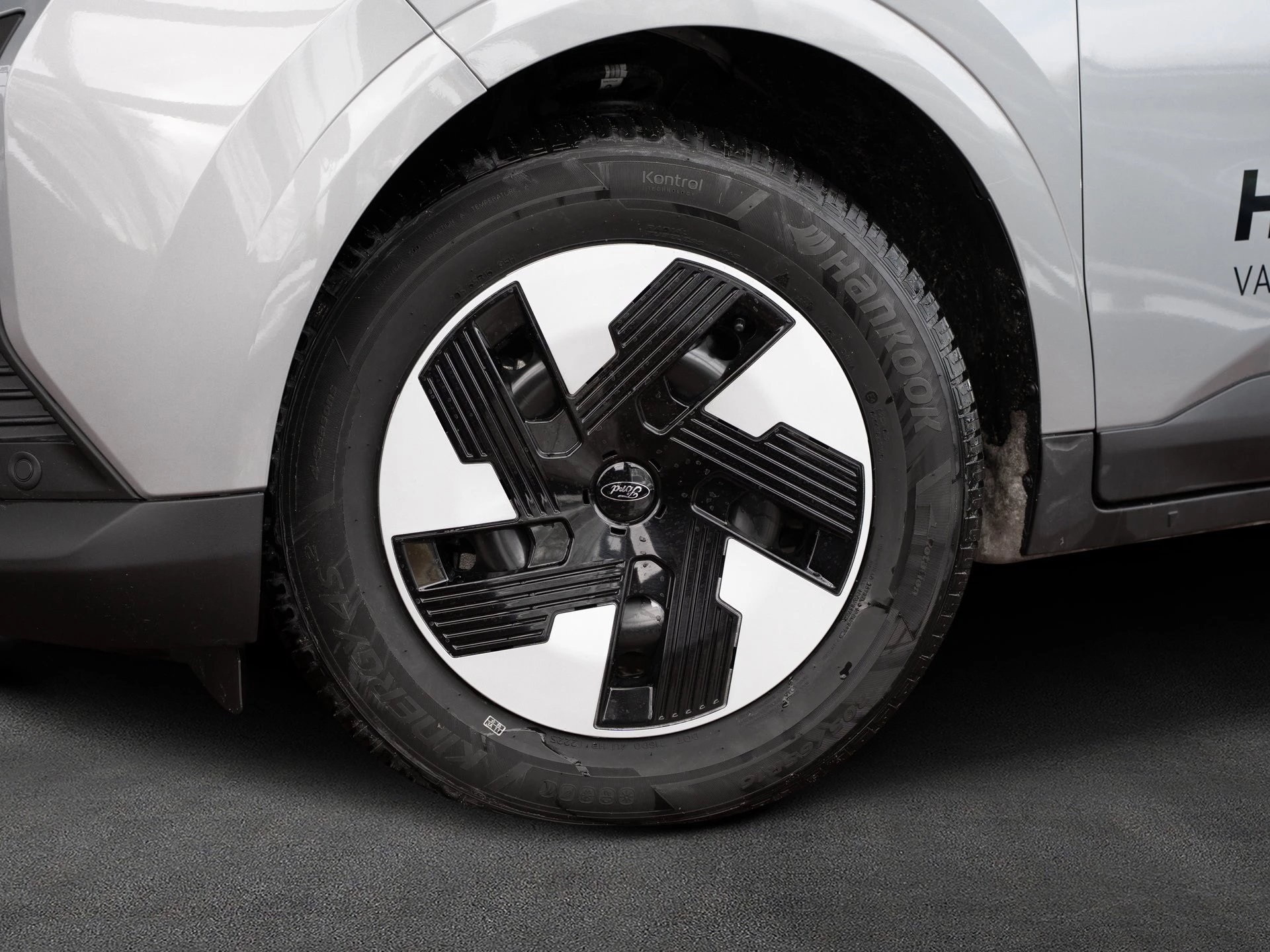 Ford Transit Courier Trend E 4-türig KLIMA*LED*WINT.PKT