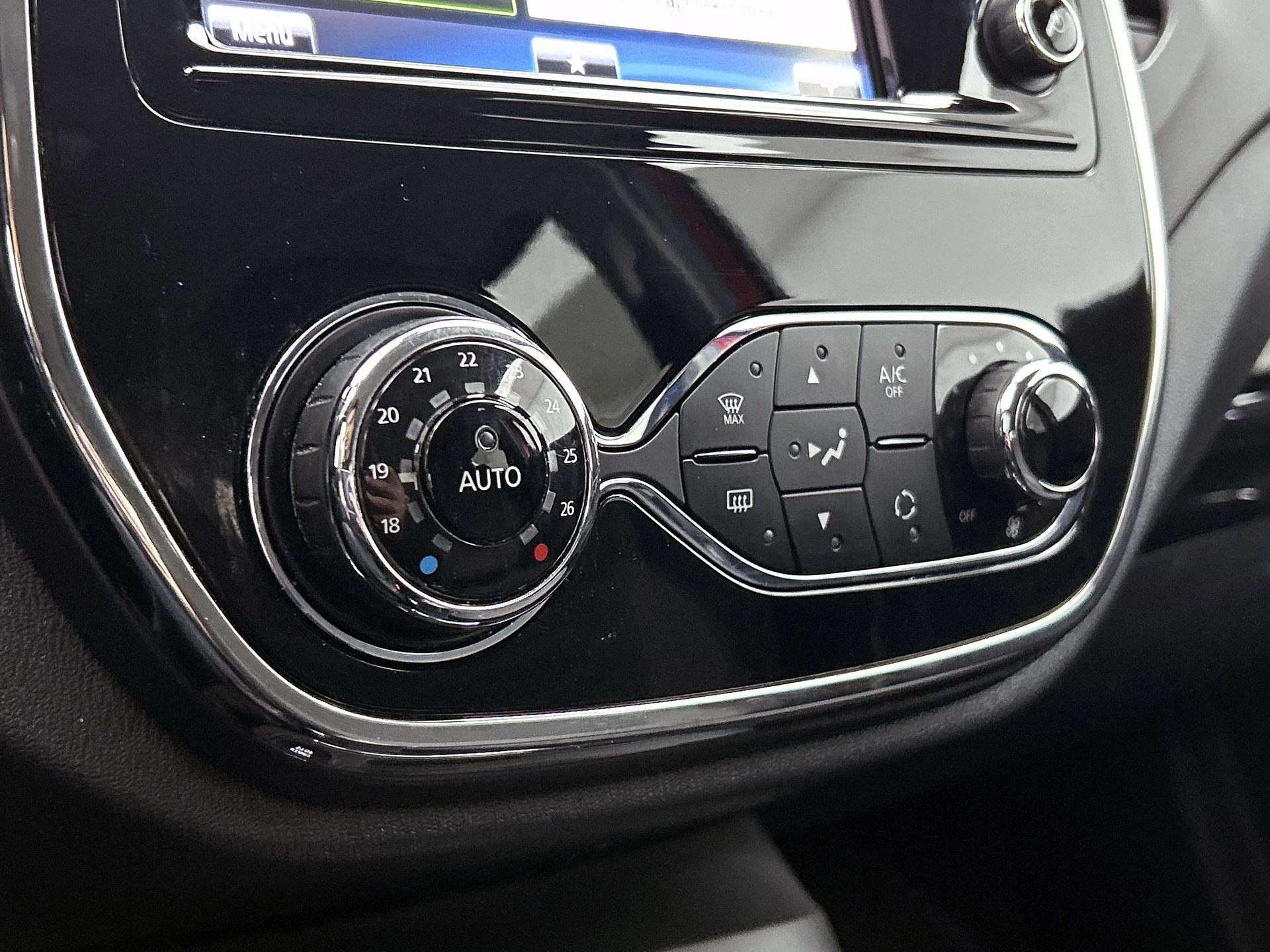 Renault-Captur-image-18