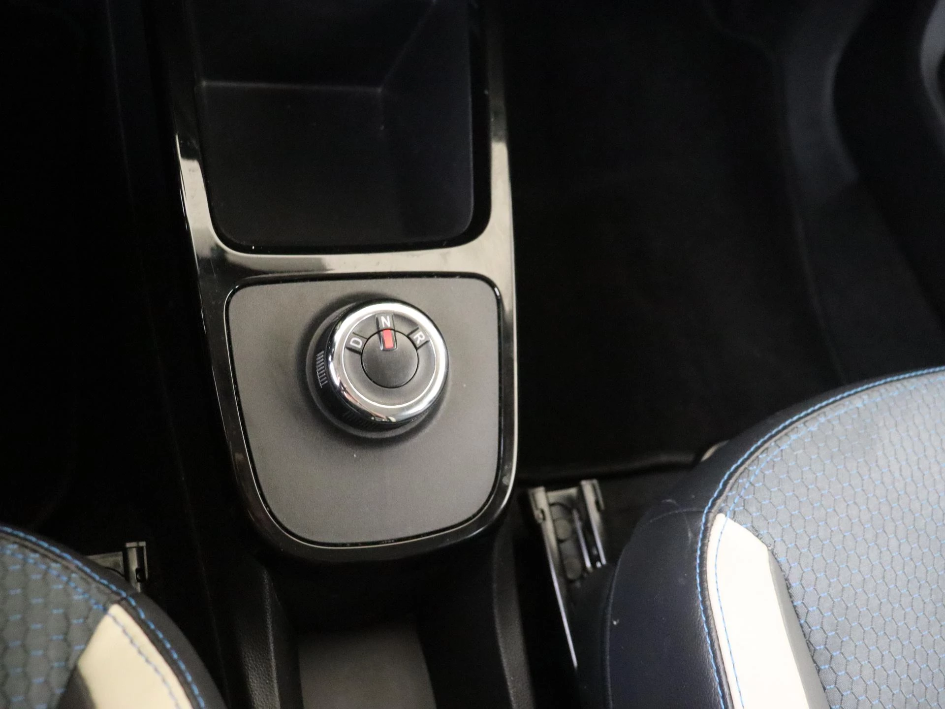 Dacia-Spring-image-17