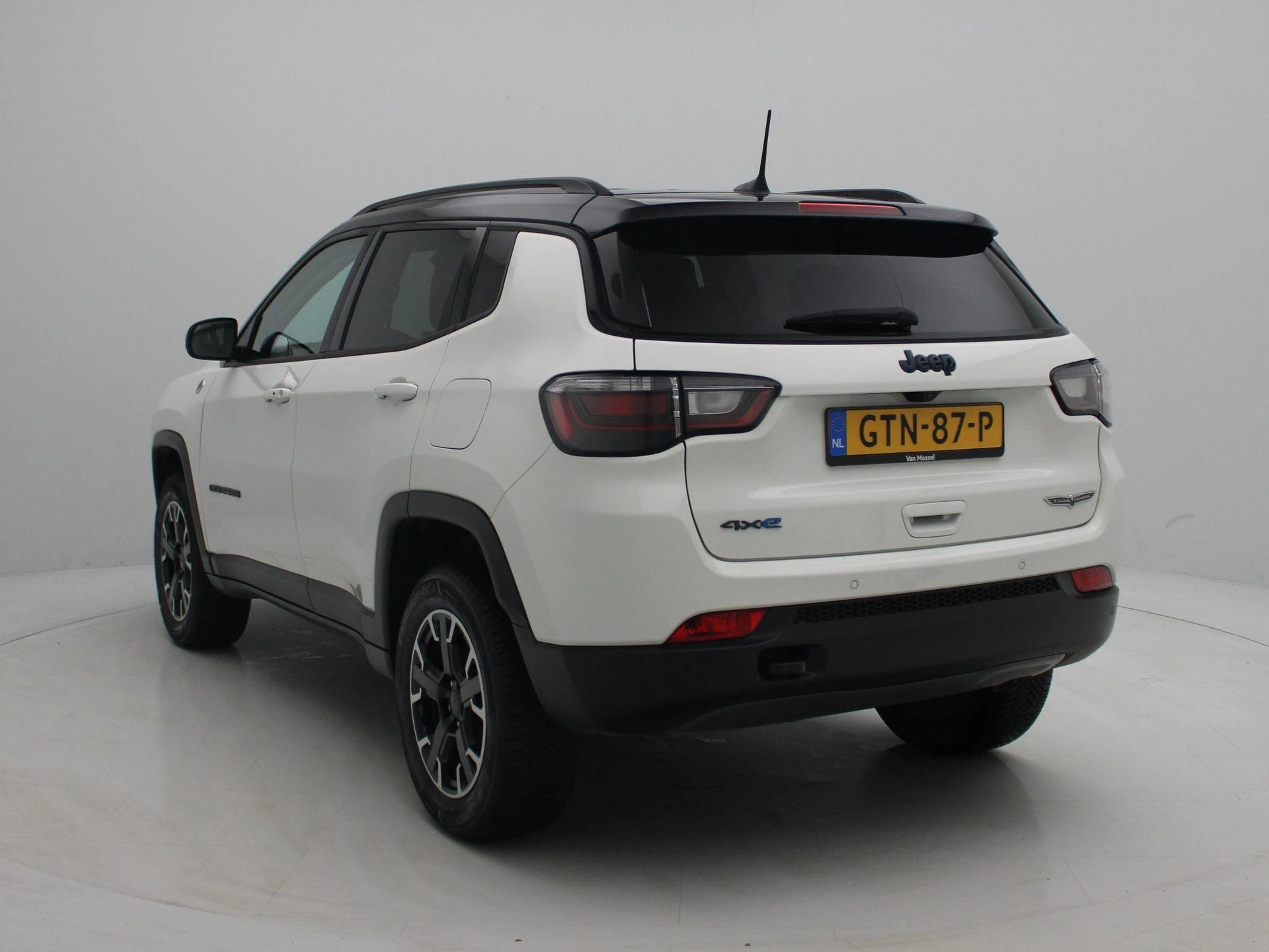 Jeep-Compass-image-2