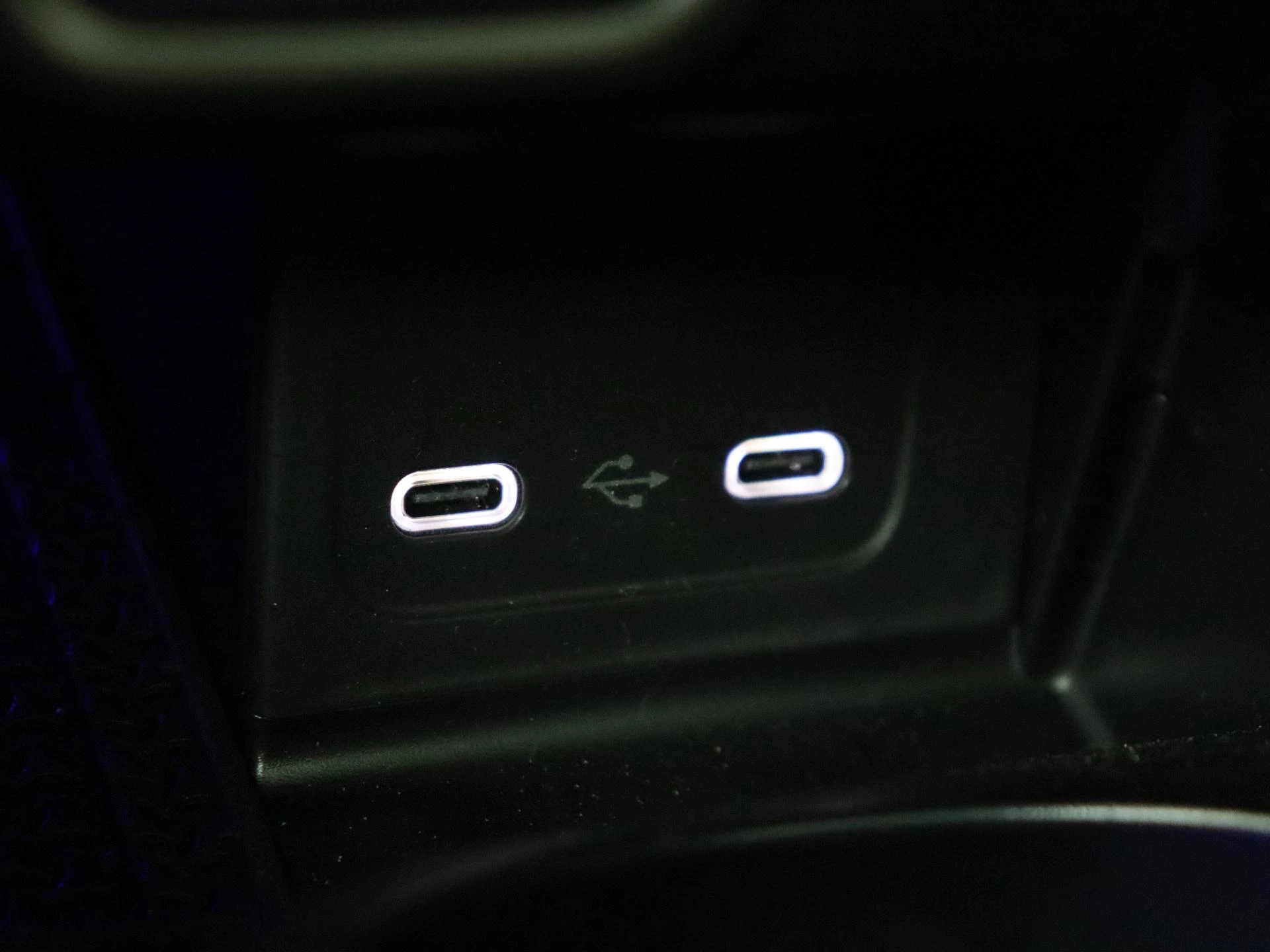 Mercedes-Benz-CLE-image-30