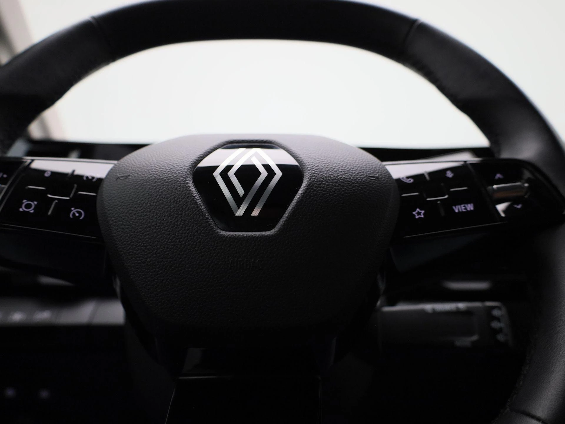 Renault-Megane E-Tech-image-27