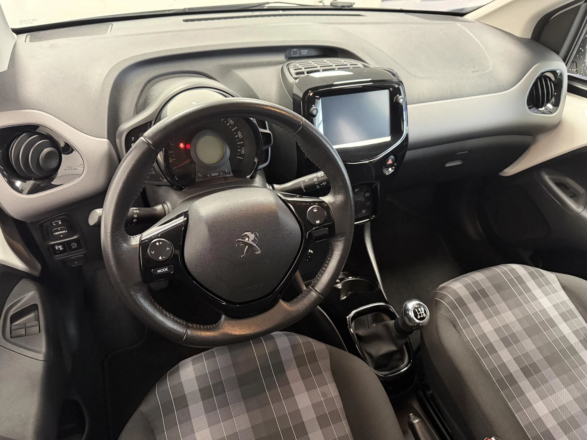 Peugeot-108-image-7