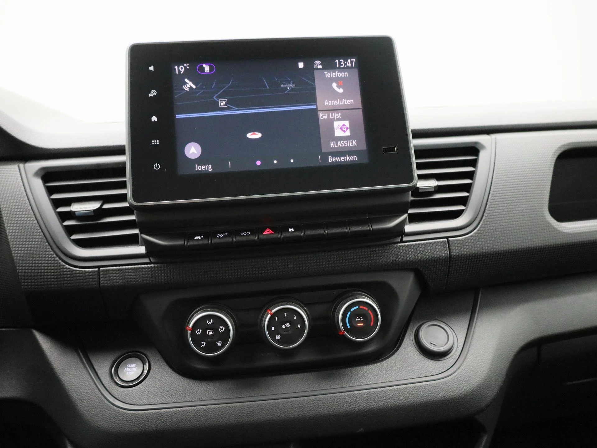 Renault-Trafic-image-10