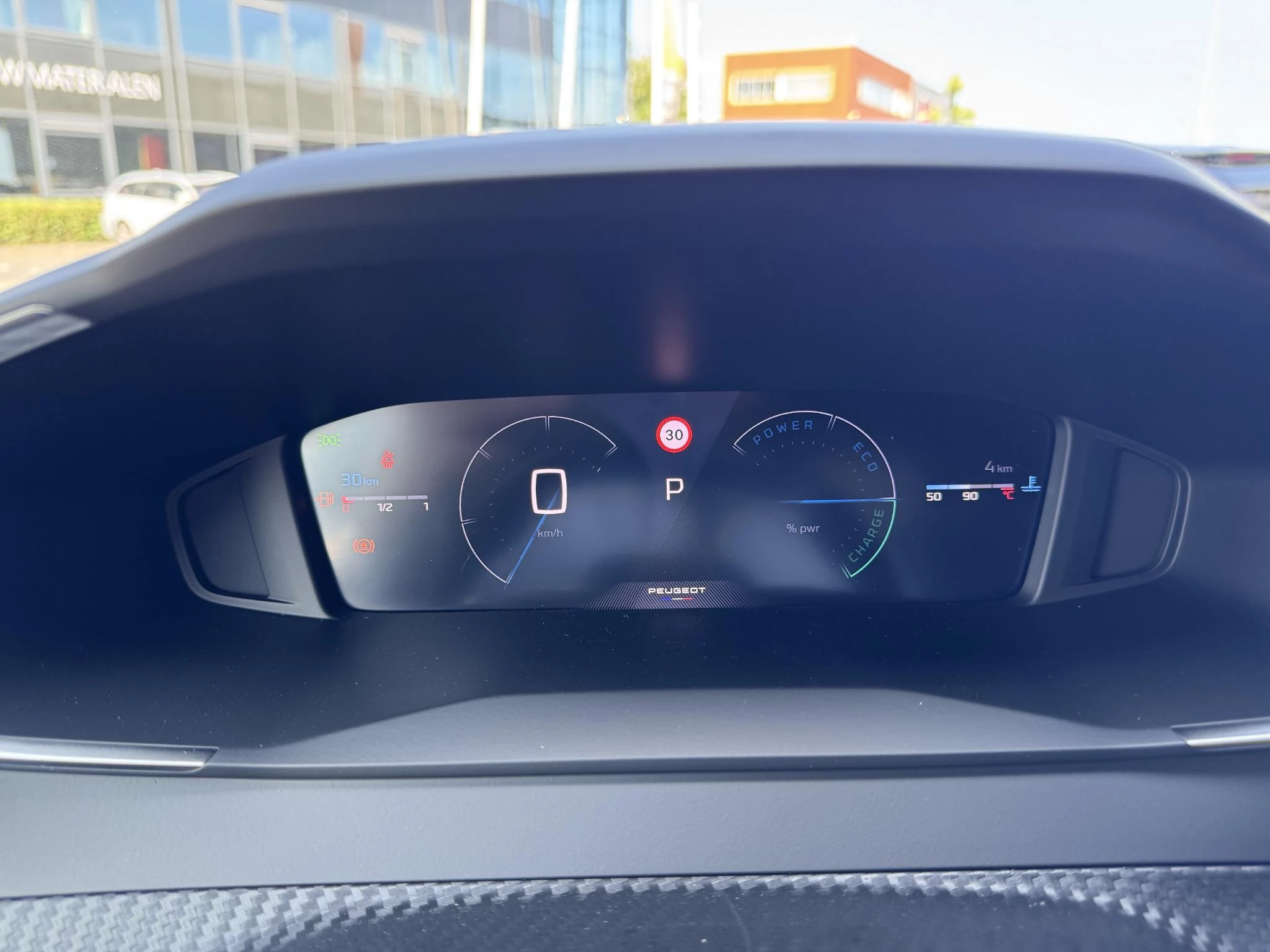 Peugeot-2008-image-18