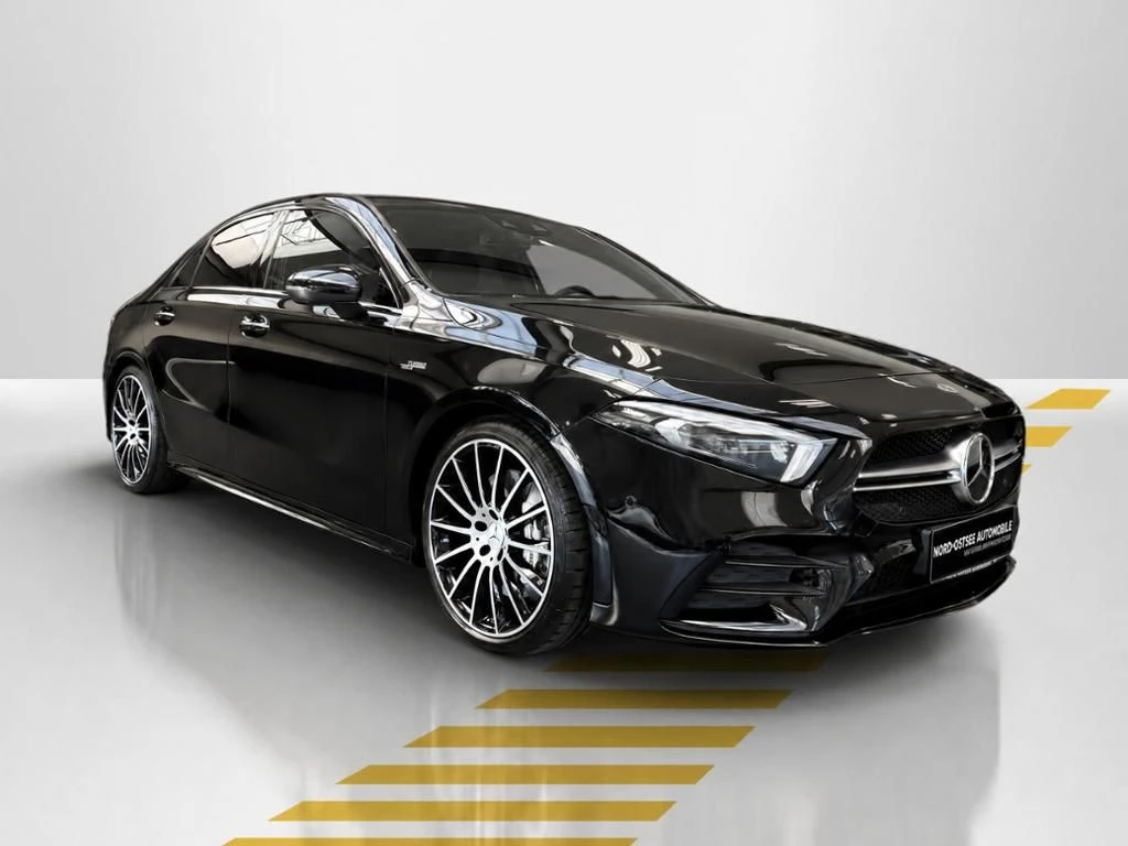 Mercedes-AMG-A-Klasse 35-image-16