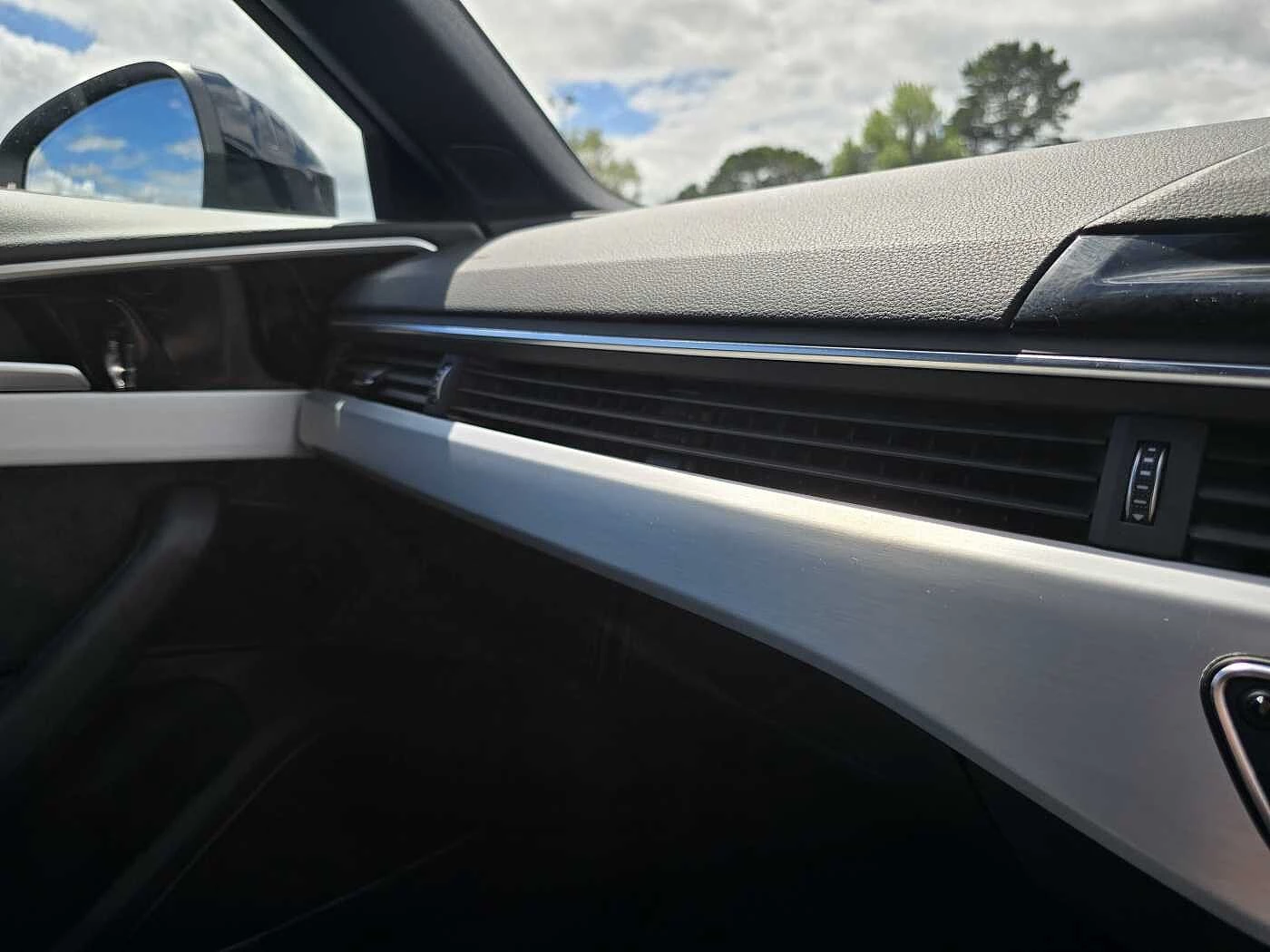 Audi-A4-image-28