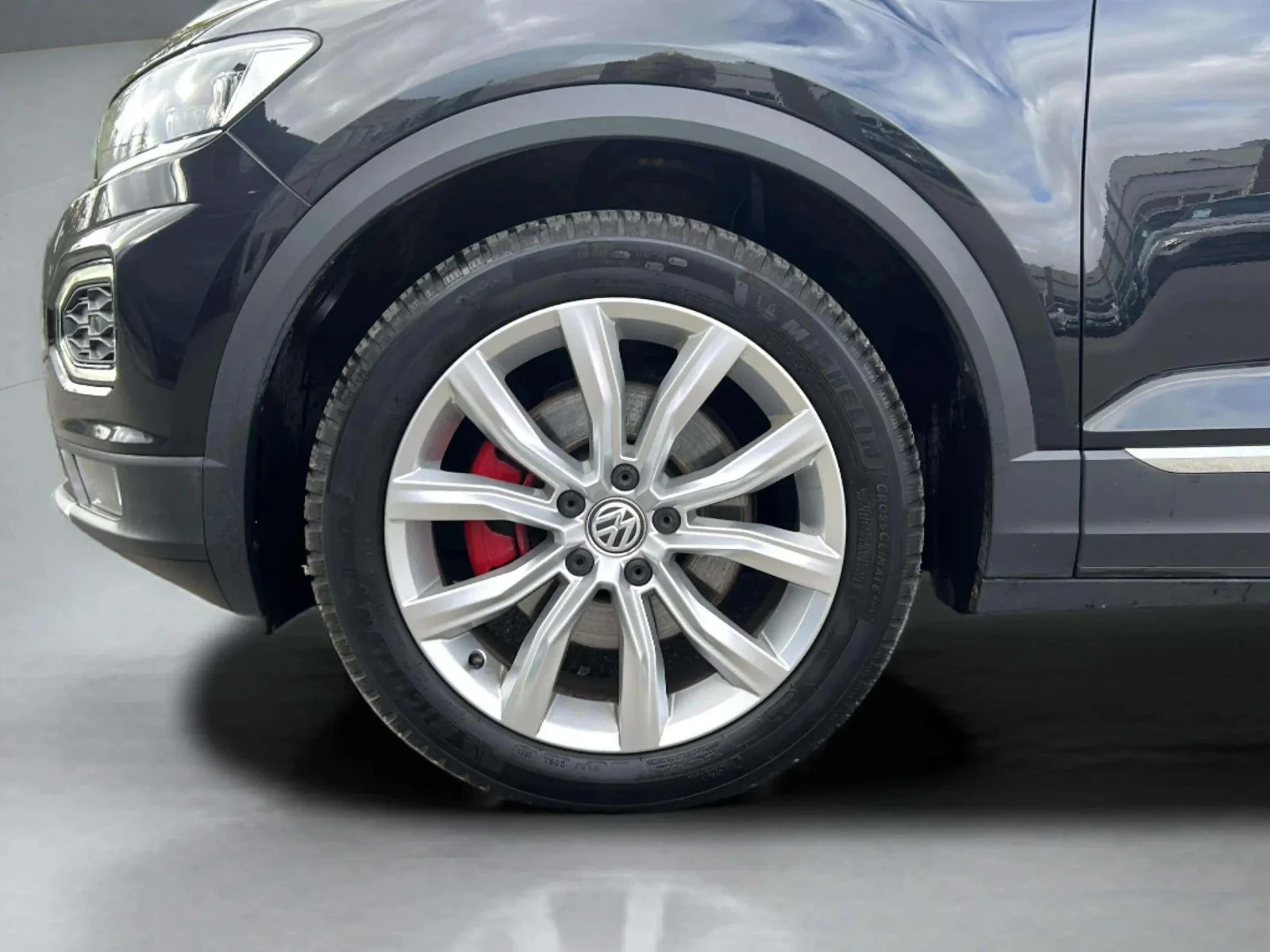 Volkswagen-T-Roc-image-8