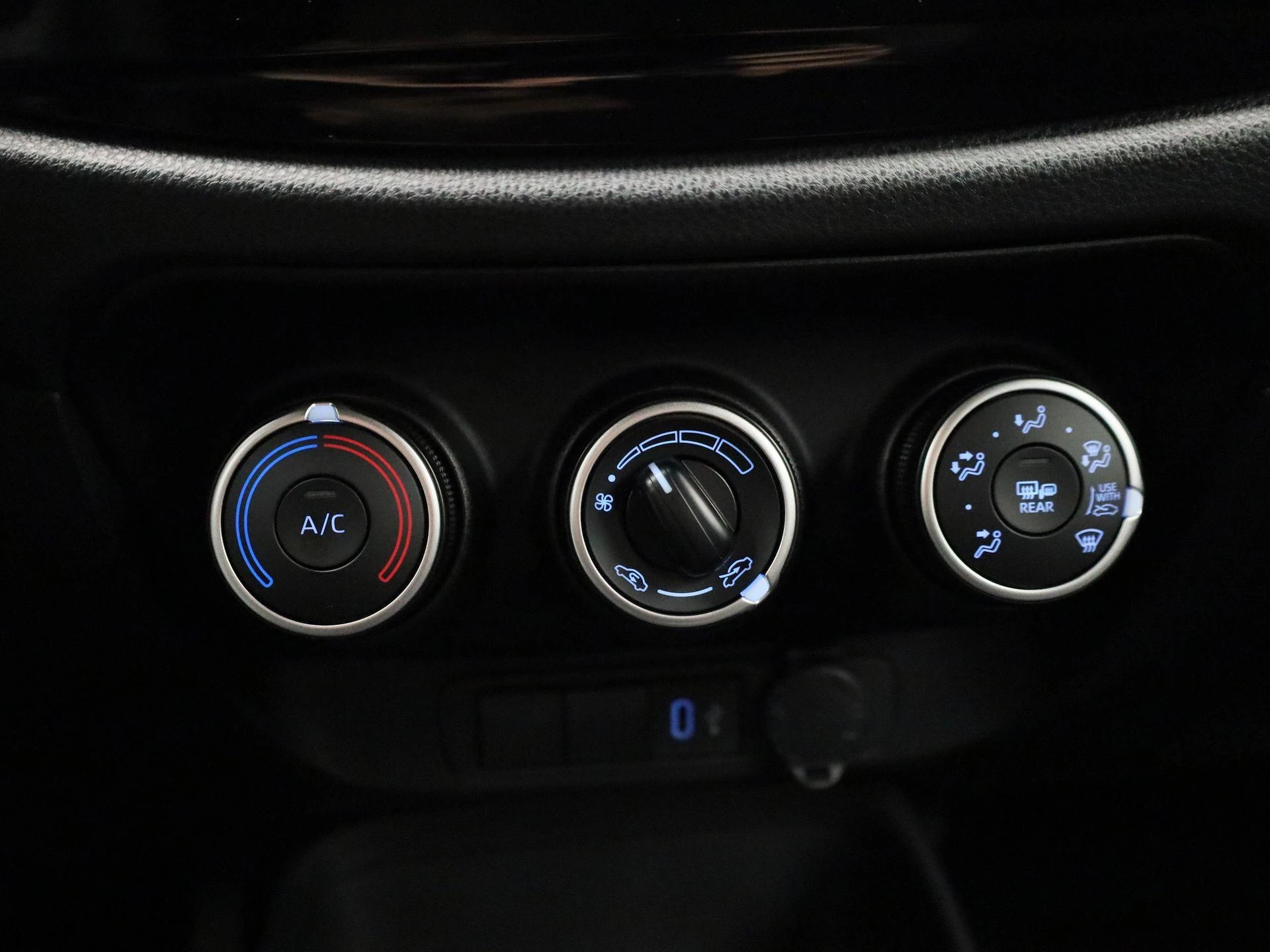 Toyota Aygo X 1.0 VVT-i S-CVT Play