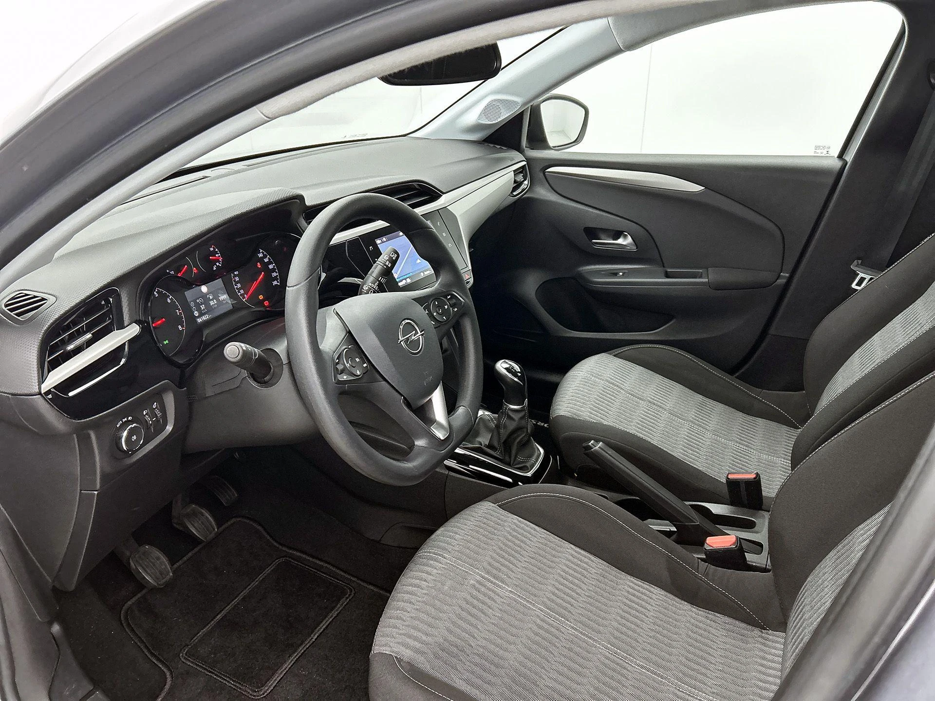 Opel-Corsa-image-12