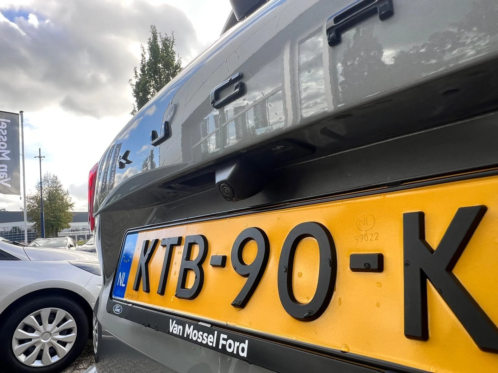 Ford-Kuga-image-8