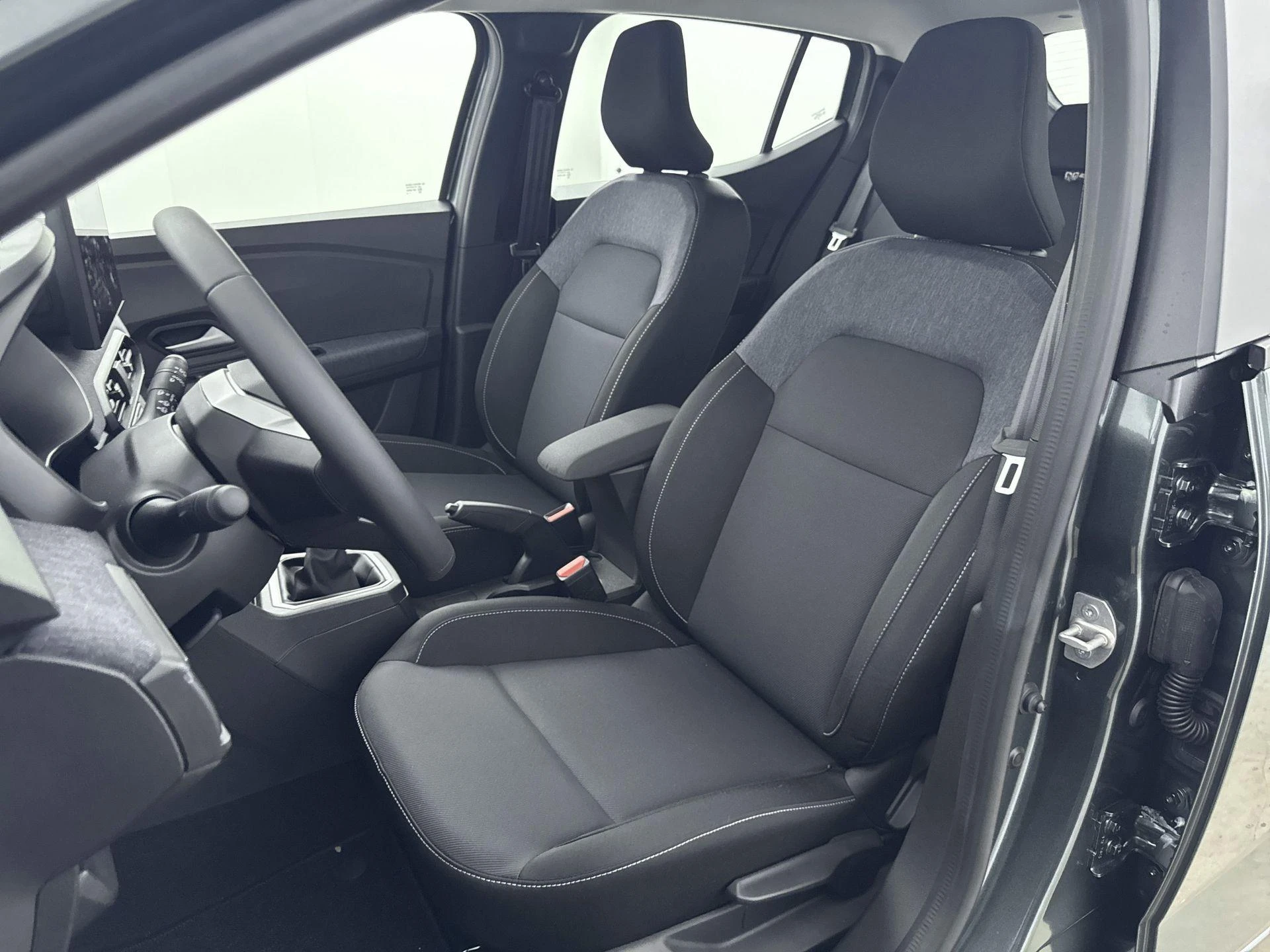 Dacia-Sandero-image-9