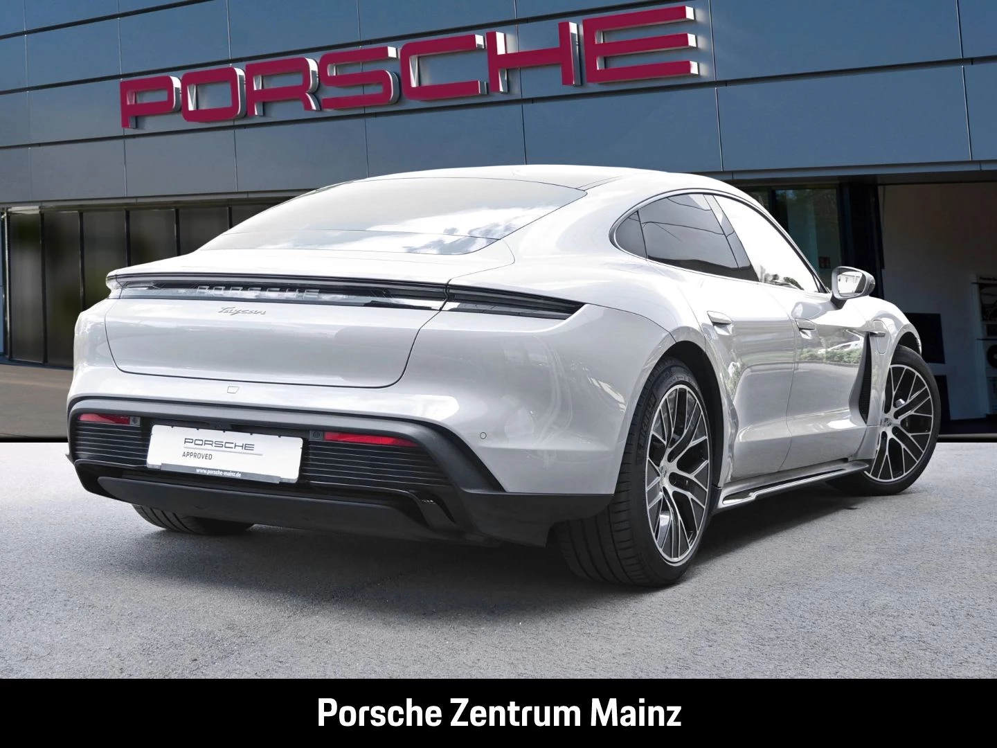Porsche-Taycan-image-2