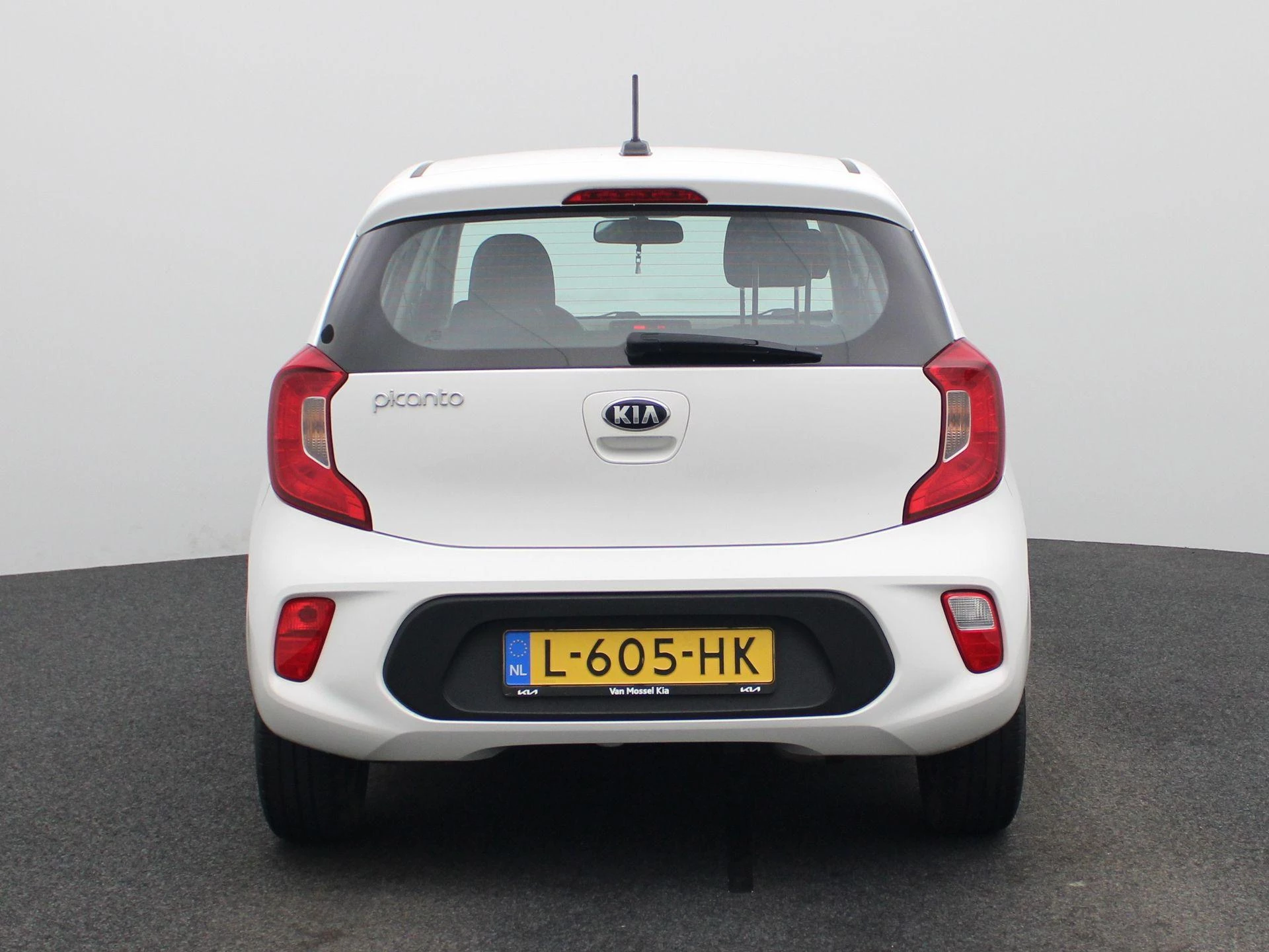 Kia-Picanto-image-4