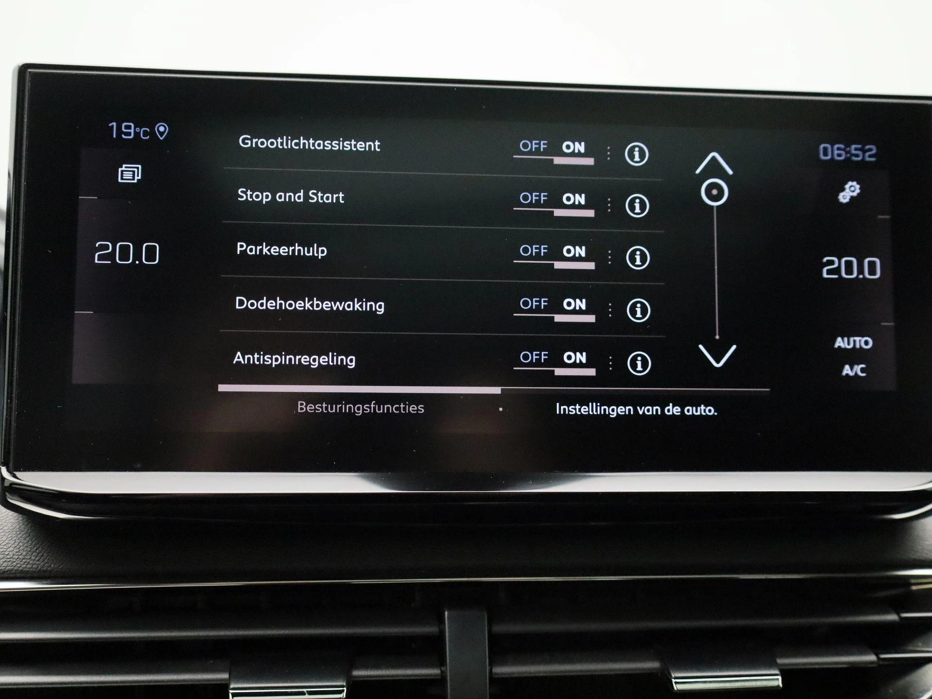 Peugeot-5008-image-28