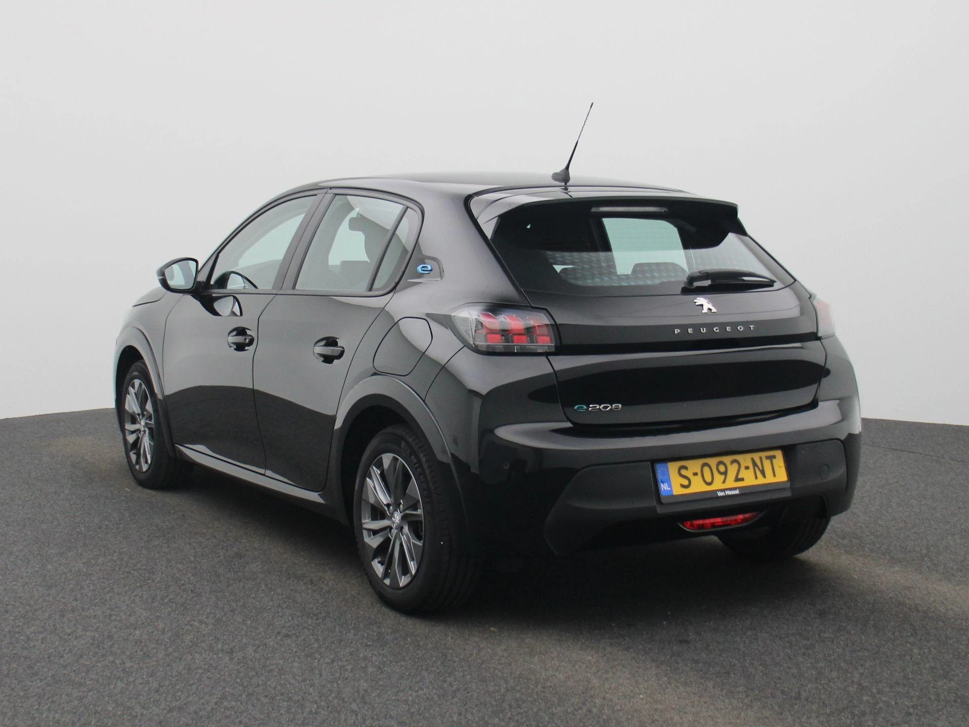 Peugeot e-208 EV Active Pack 50 kWh
