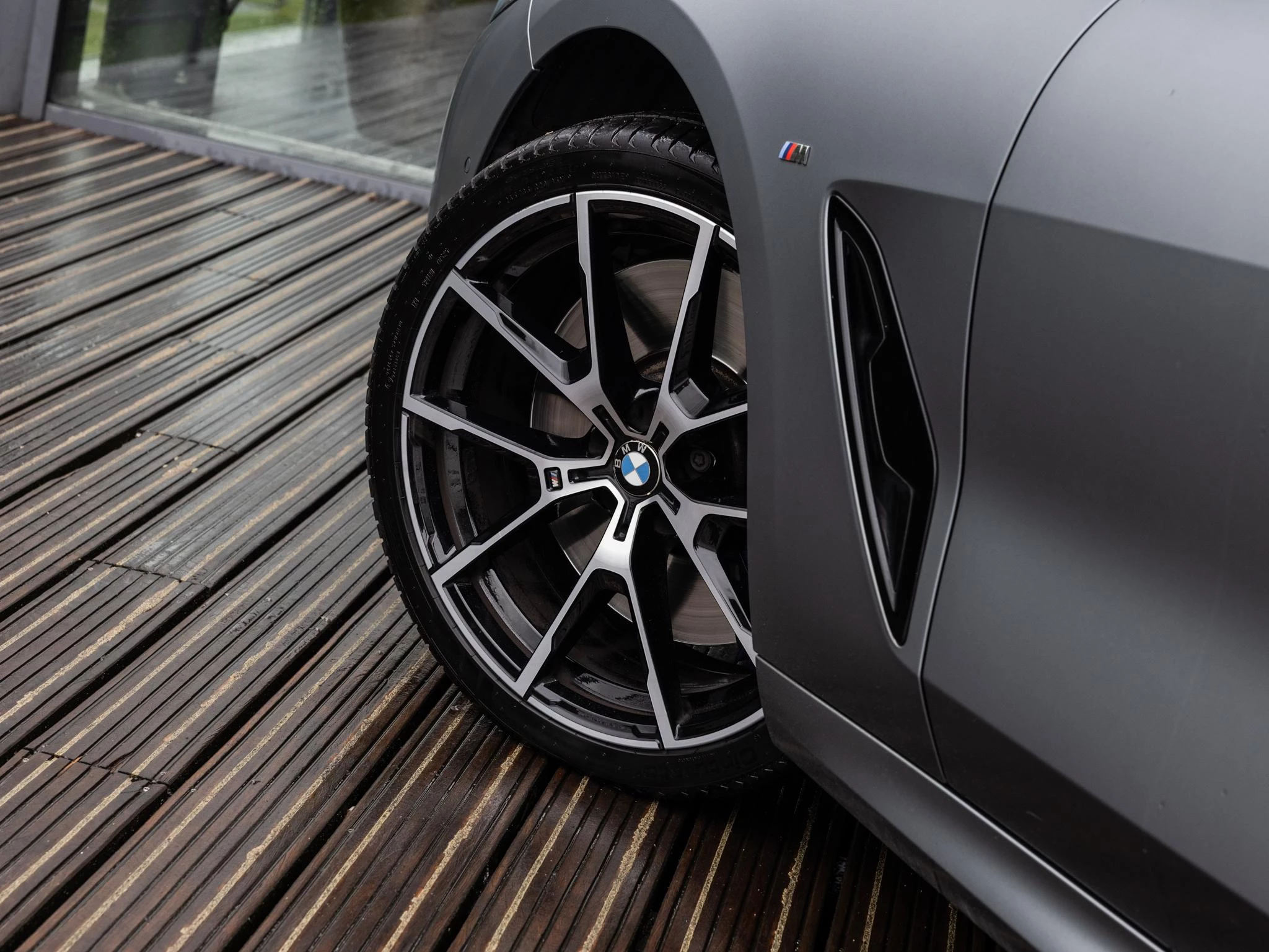 BMW-8 Serie-image-55