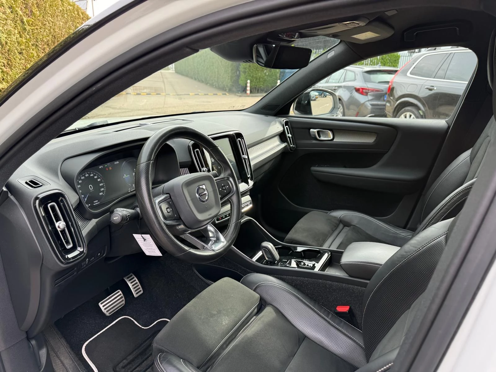 Volvo XC40 1.5 T5 Recharge R-Design