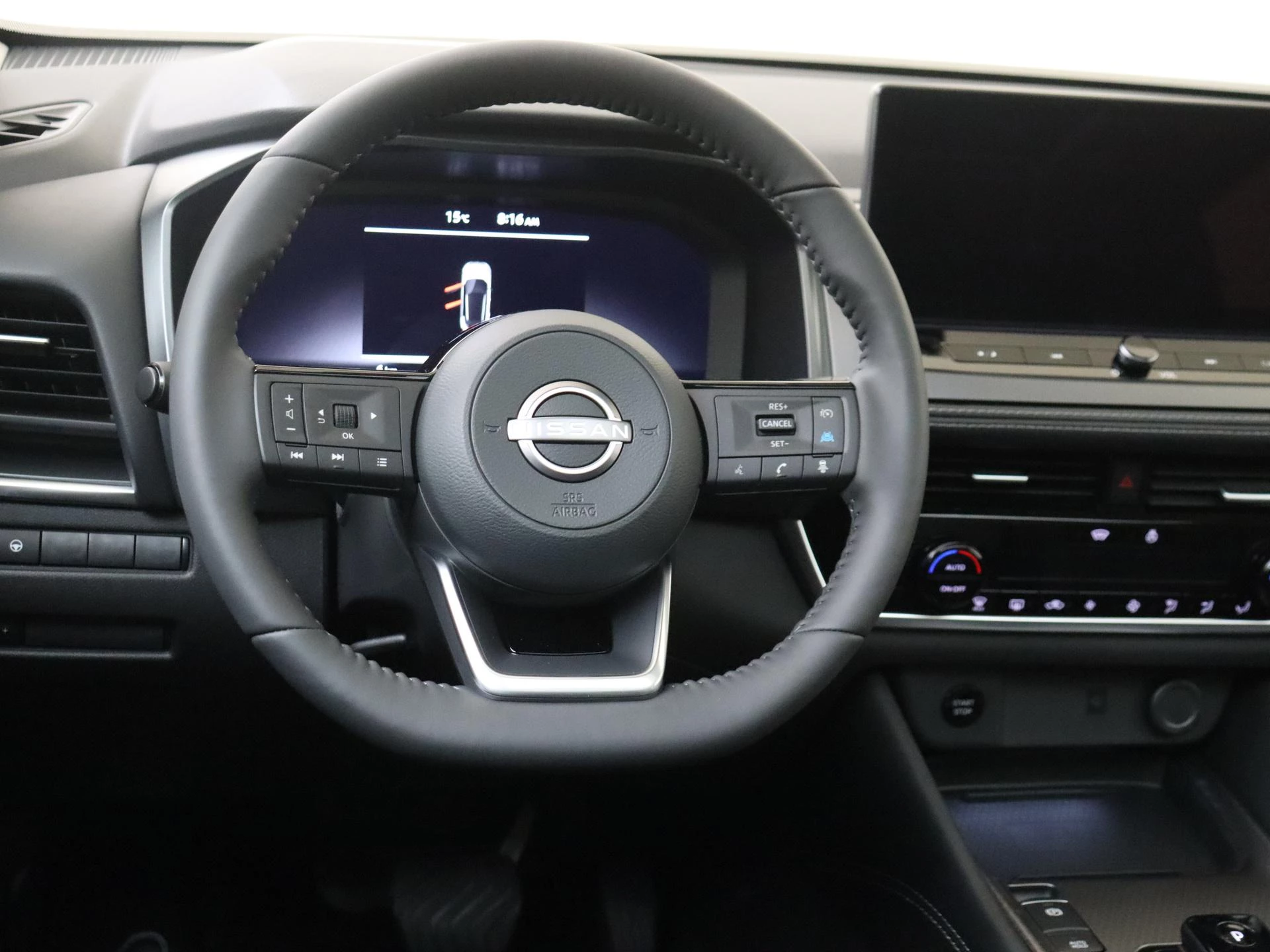 Nissan-QASHQAI-image-12