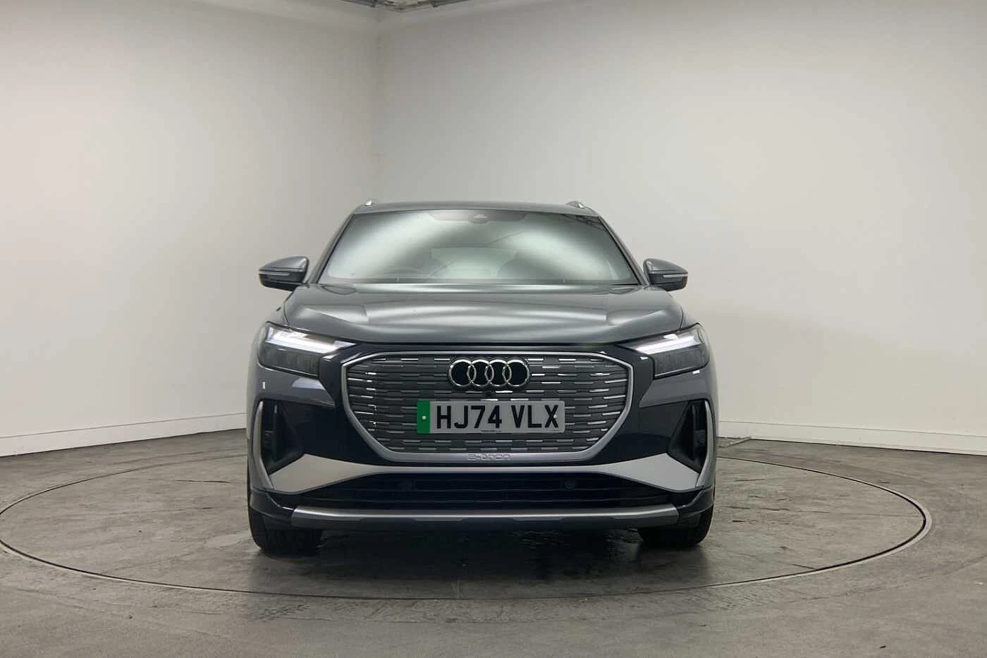 Audi-Q4 e-tron-image-6
