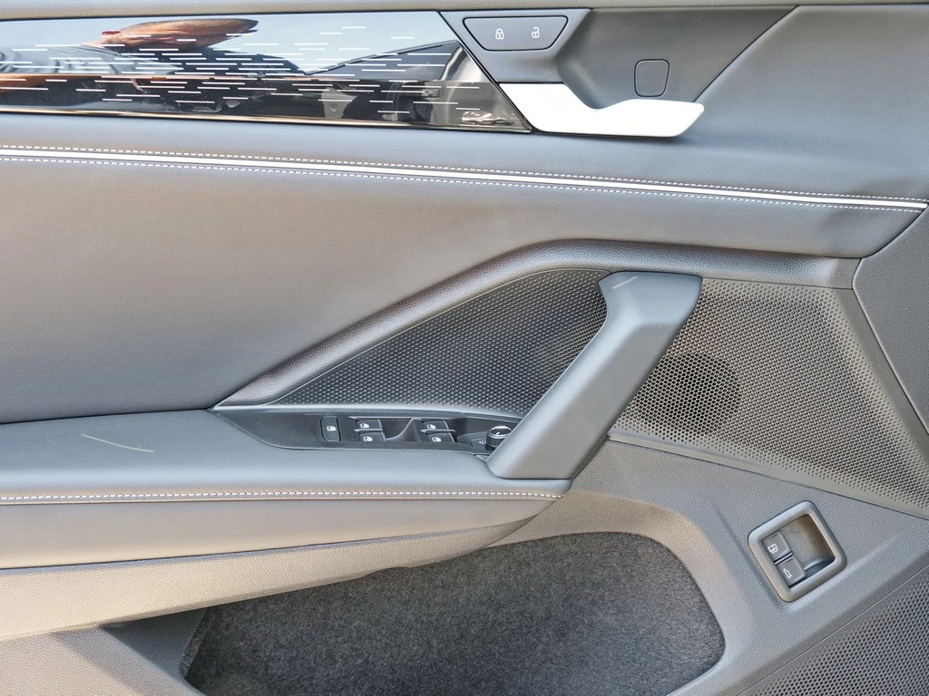 Volkswagen-Tiguan-image-15