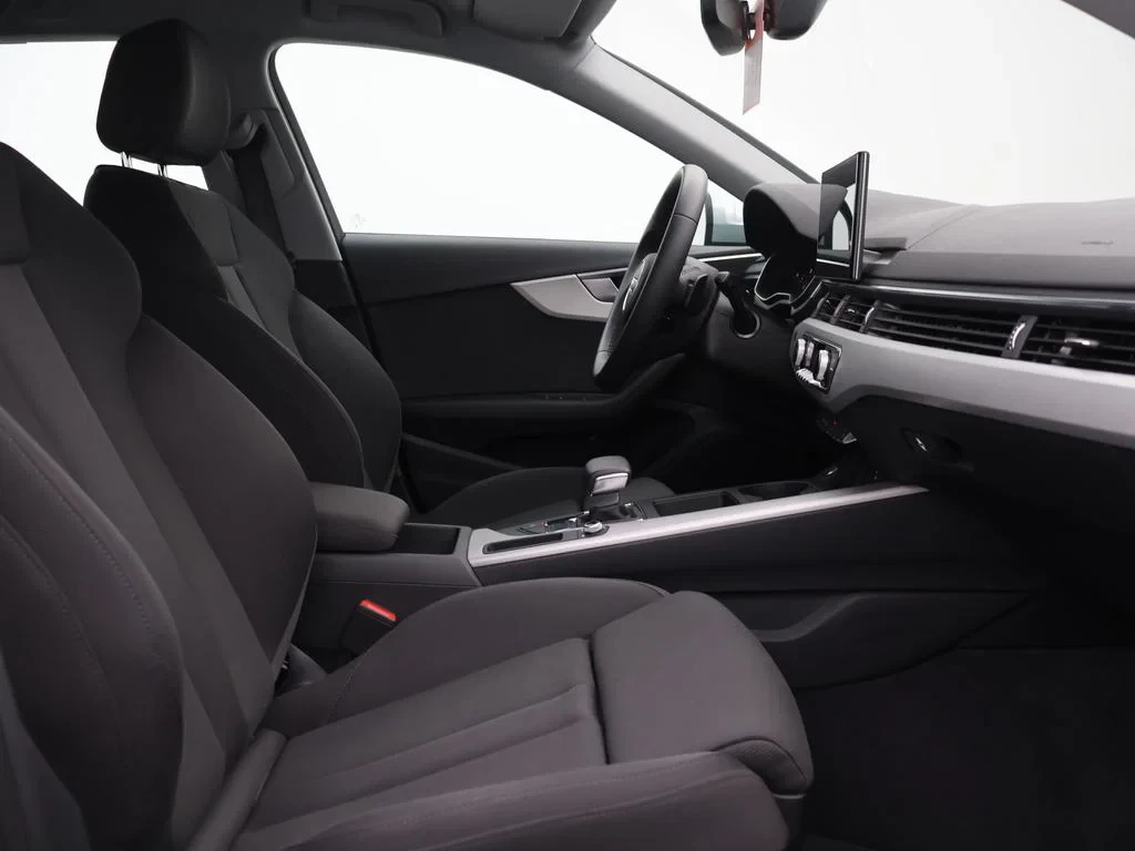 Audi-A4-image-12