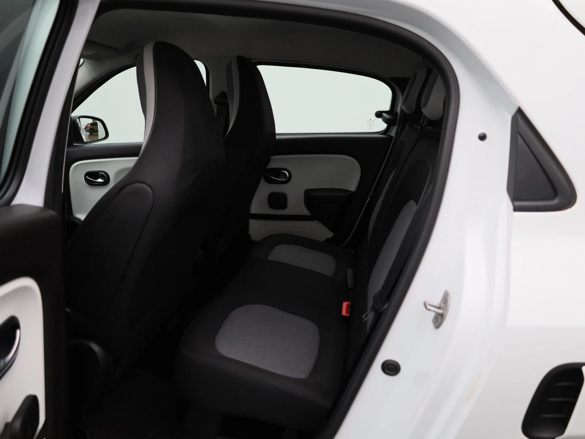 Renault-Twingo-image-9