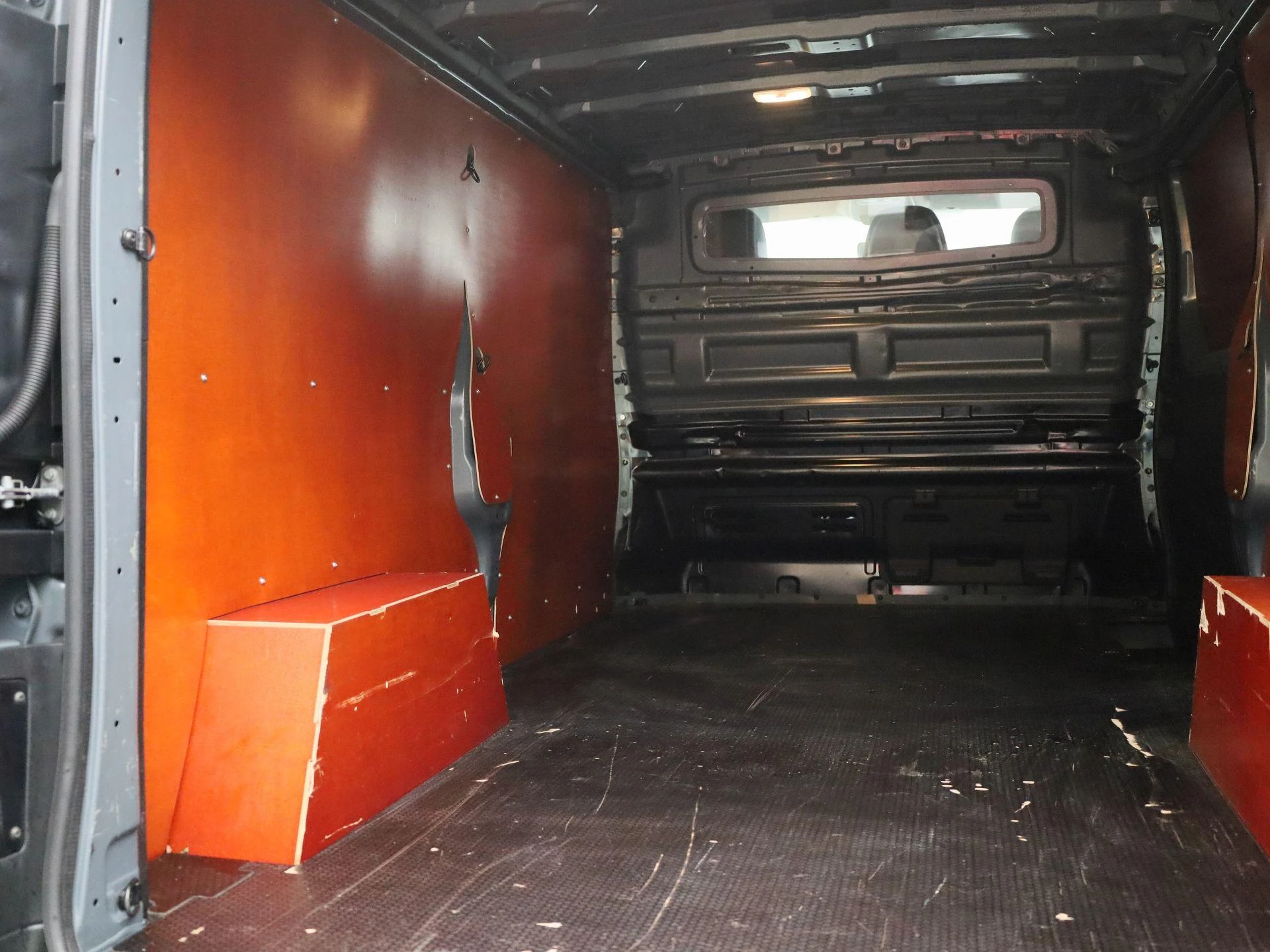 Renault-Trafic-image-16