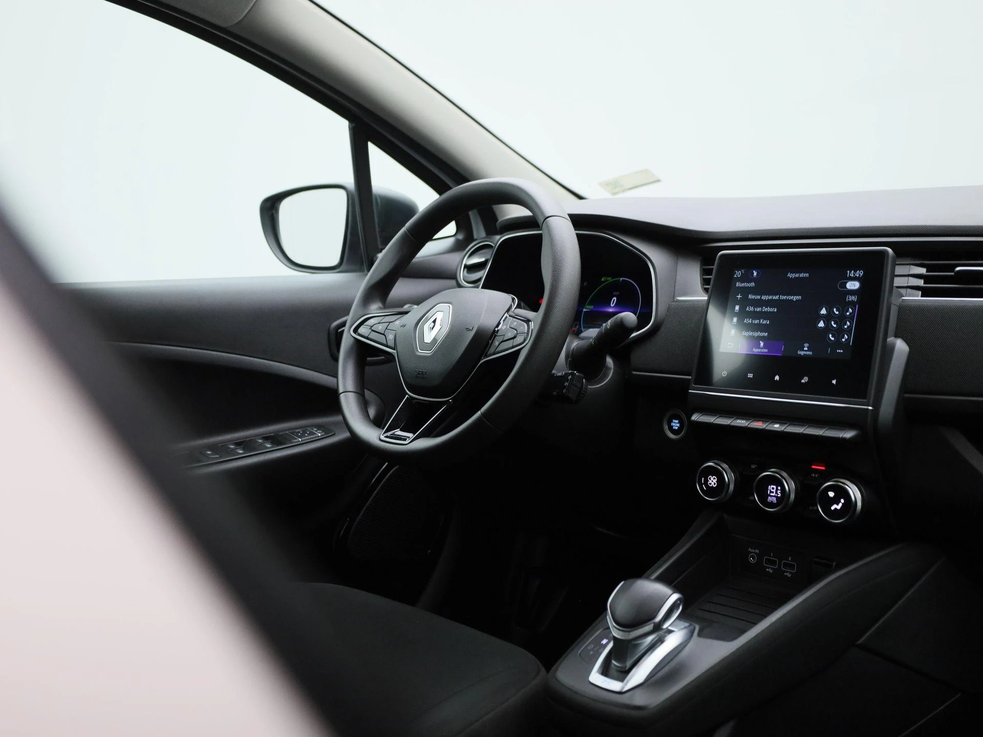 Renault-ZOE-image-32
